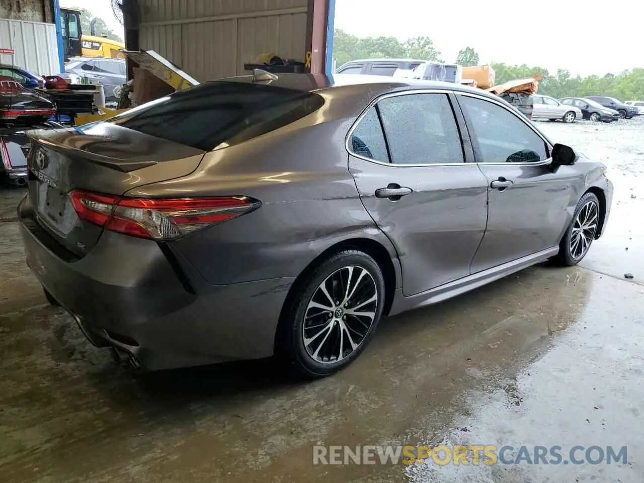 3 Photograph of a damaged car 4T1B11HKXKU684144 TOYOTA CAMRY 2019