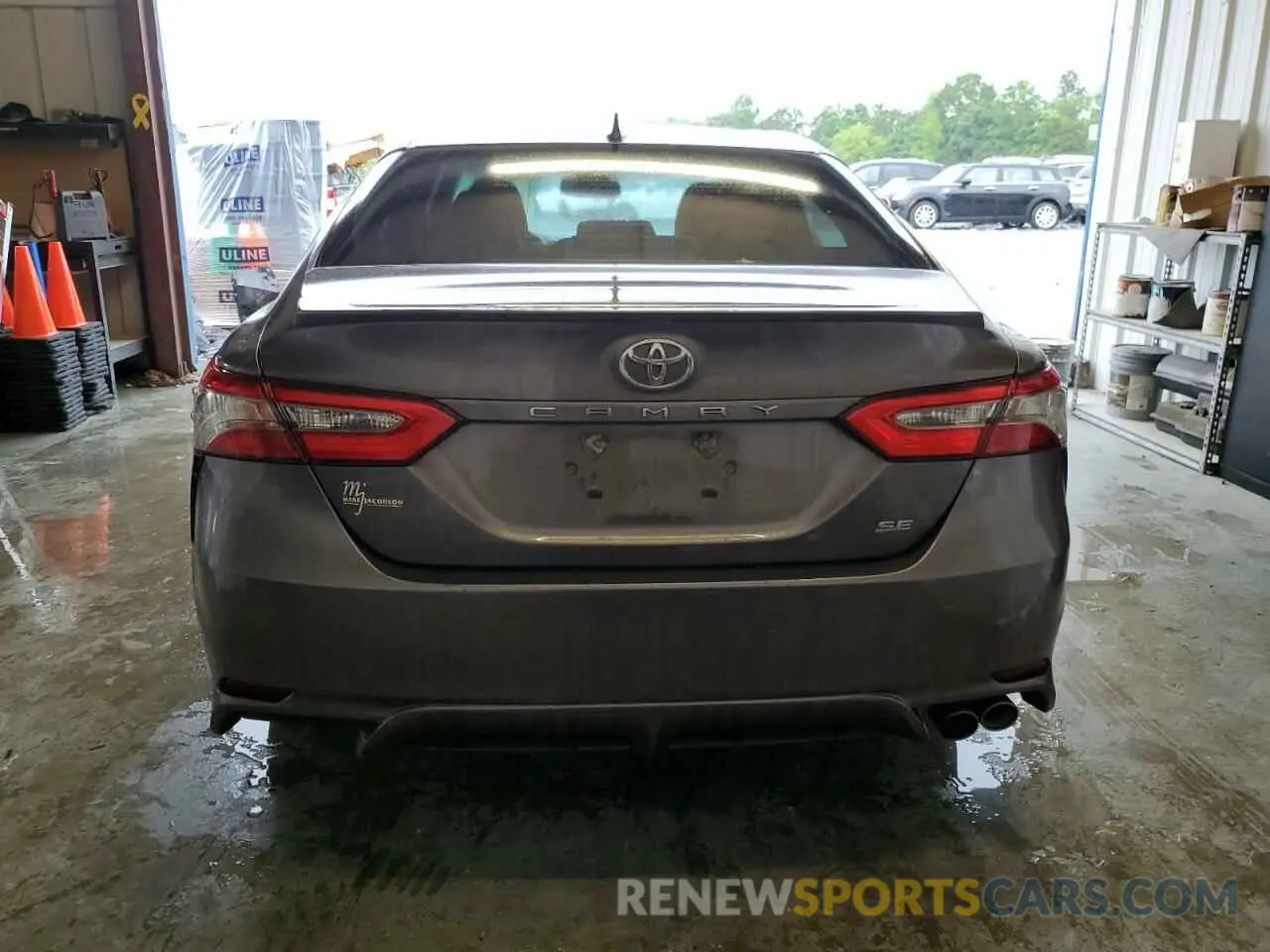 6 Photograph of a damaged car 4T1B11HKXKU684144 TOYOTA CAMRY 2019