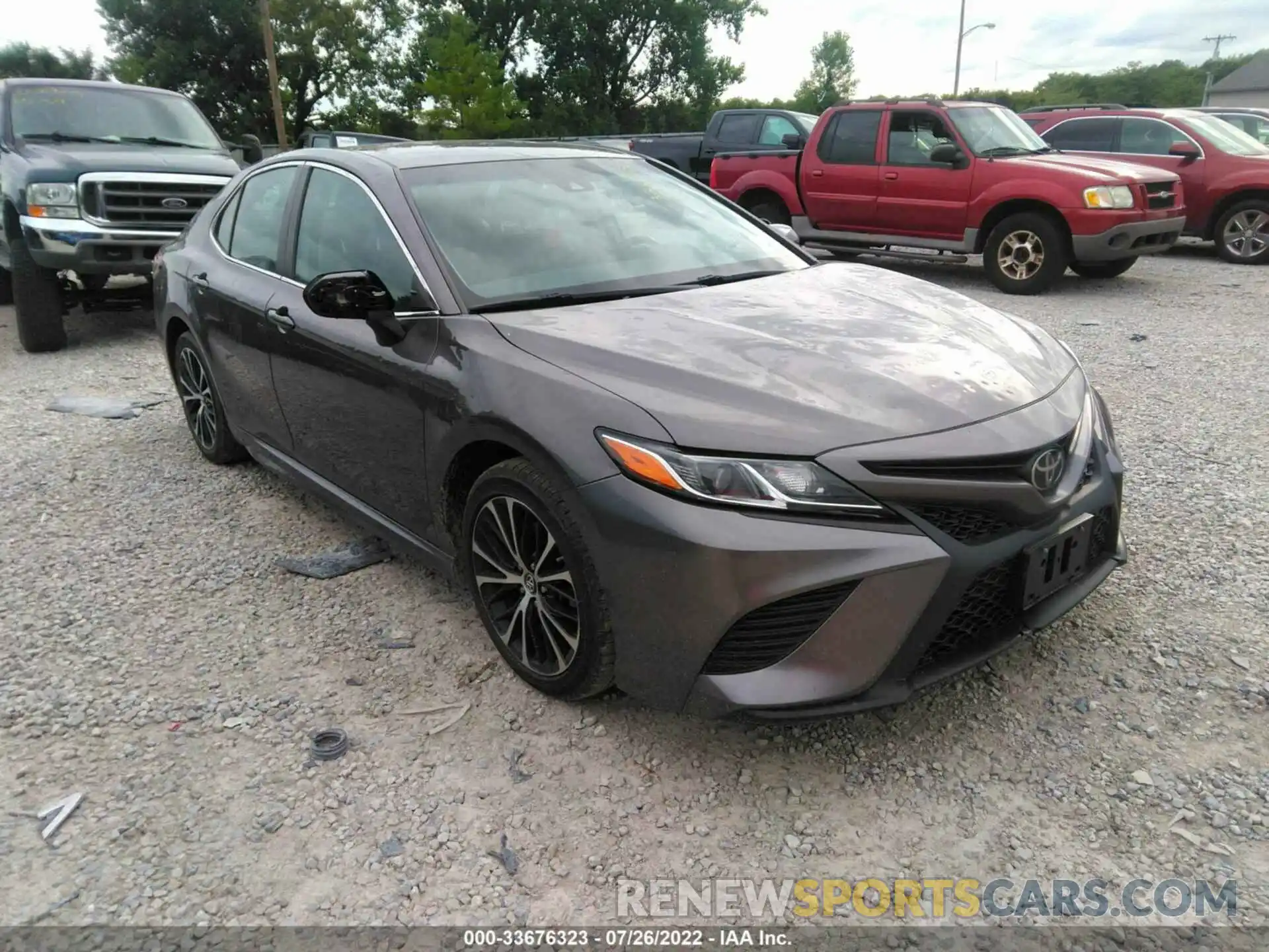 1 Photograph of a damaged car 4T1B11HKXKU690719 TOYOTA CAMRY 2019