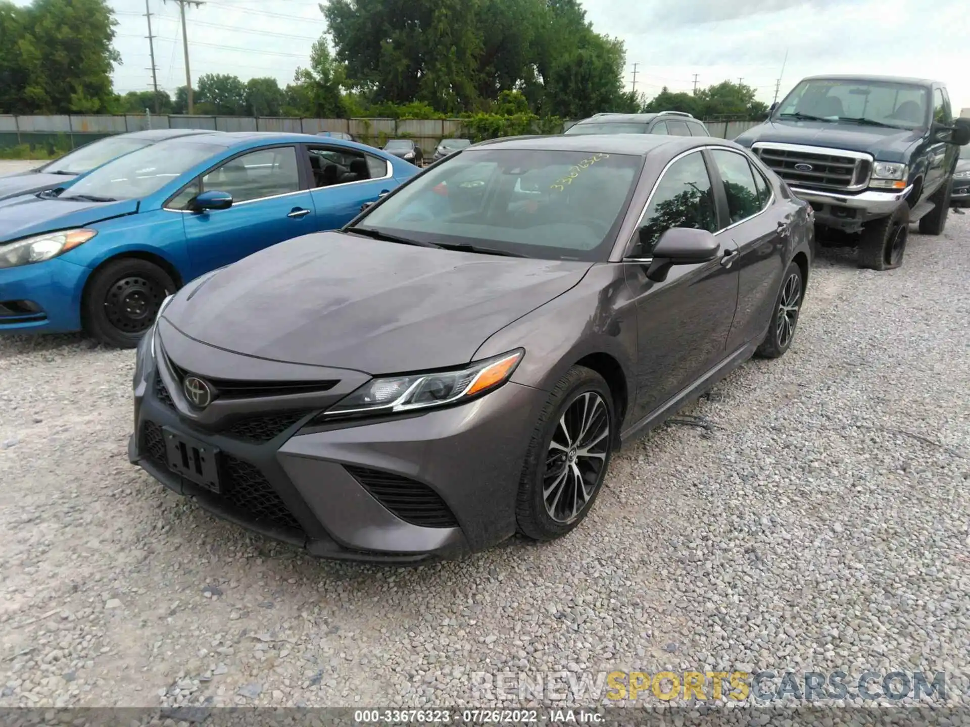 2 Photograph of a damaged car 4T1B11HKXKU690719 TOYOTA CAMRY 2019