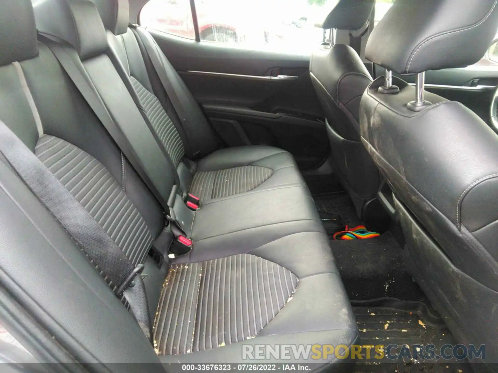 8 Photograph of a damaged car 4T1B11HKXKU690719 TOYOTA CAMRY 2019