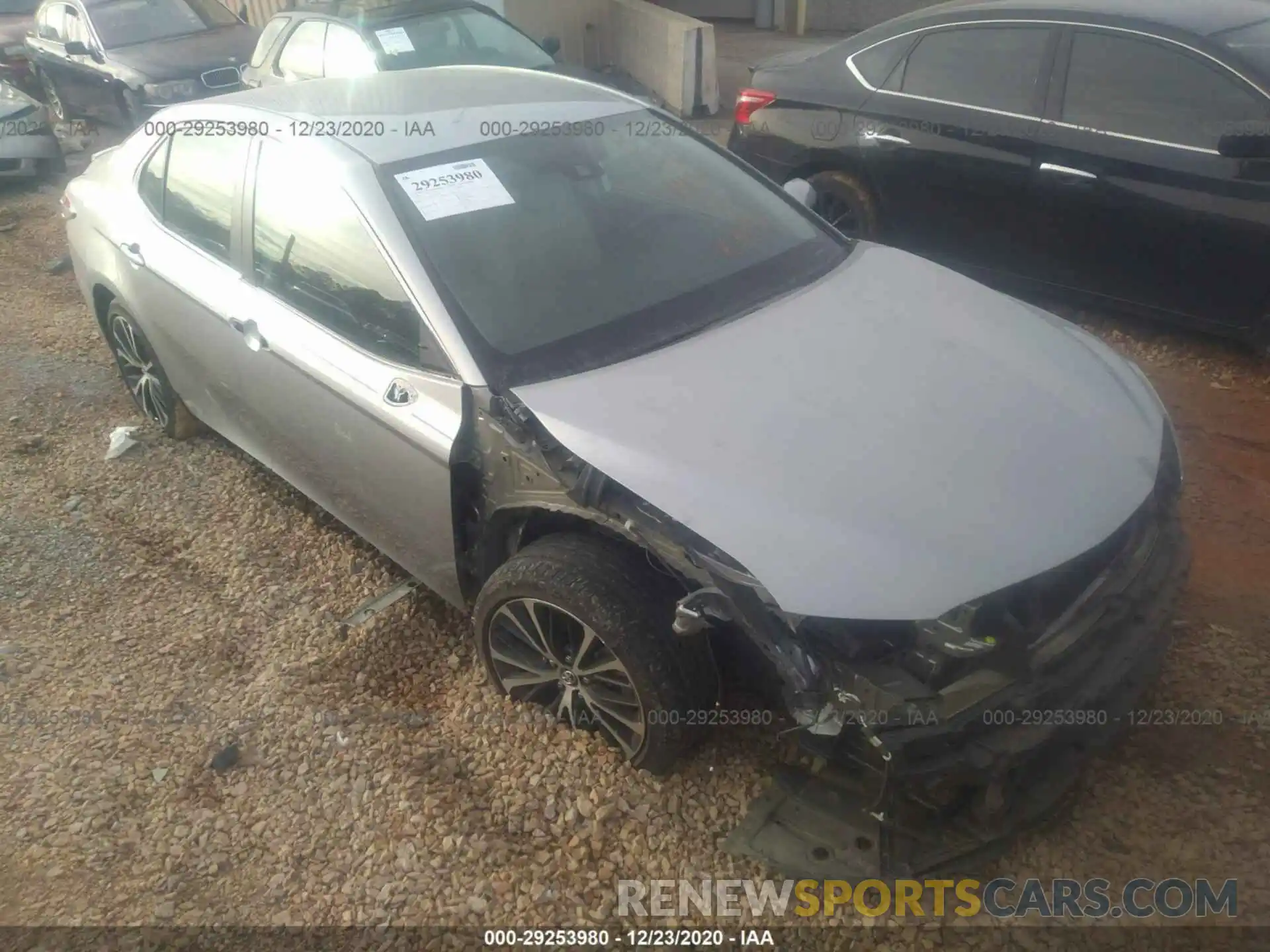 1 Photograph of a damaged car 4T1B11HKXKU691420 TOYOTA CAMRY 2019