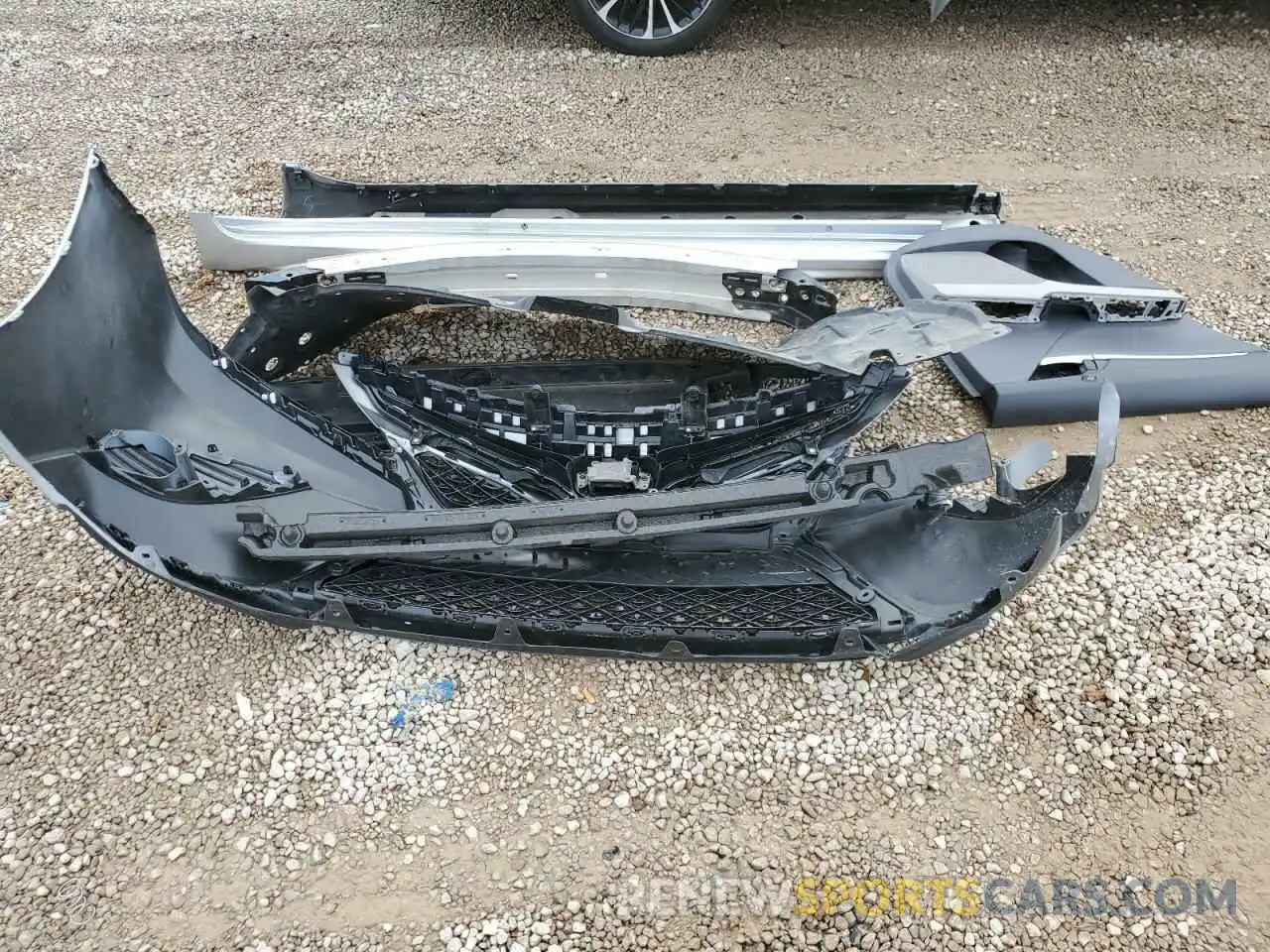 12 Photograph of a damaged car 4T1B11HKXKU695242 TOYOTA CAMRY 2019