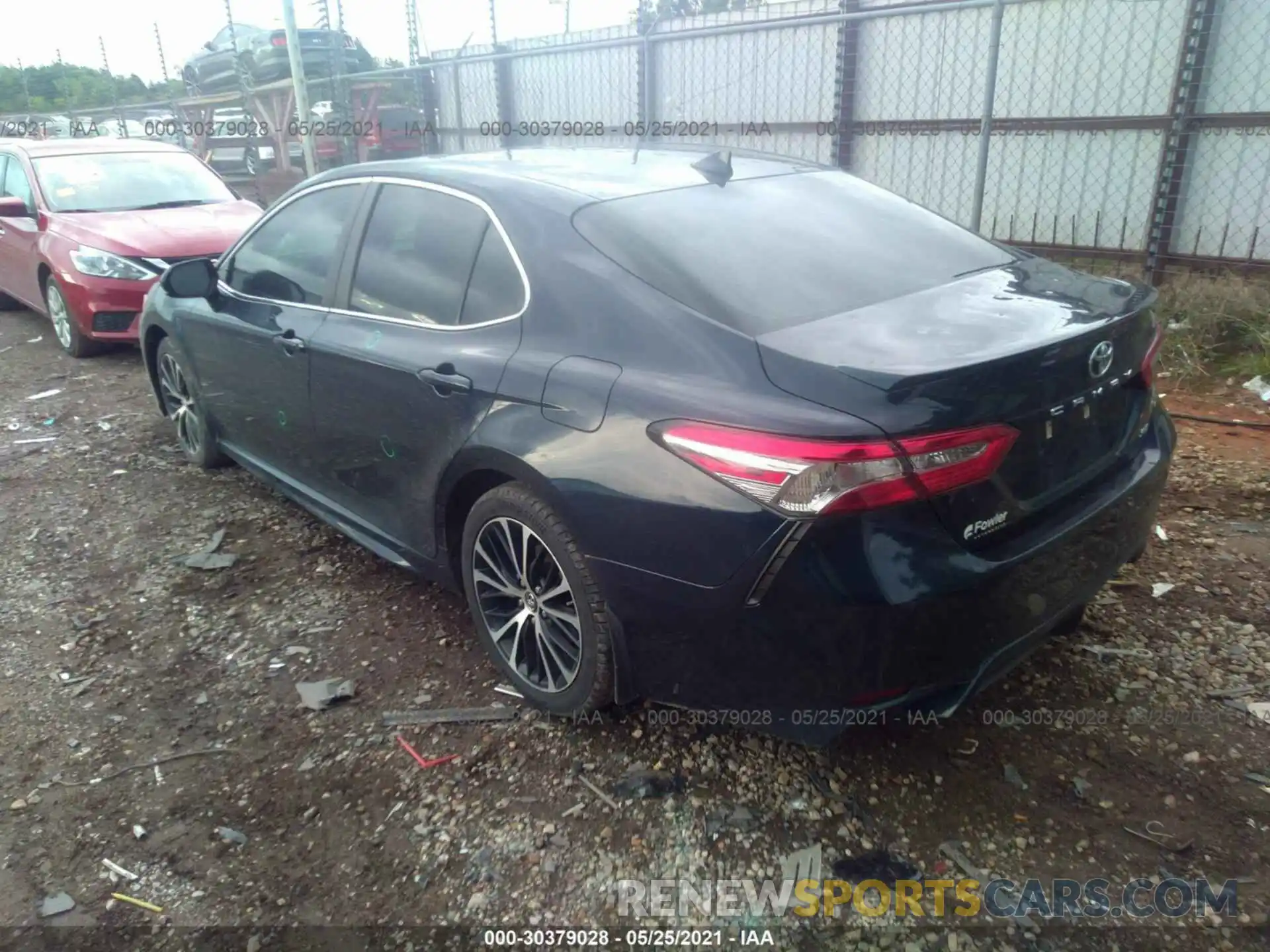 3 Photograph of a damaged car 4T1B11HKXKU696603 TOYOTA CAMRY 2019