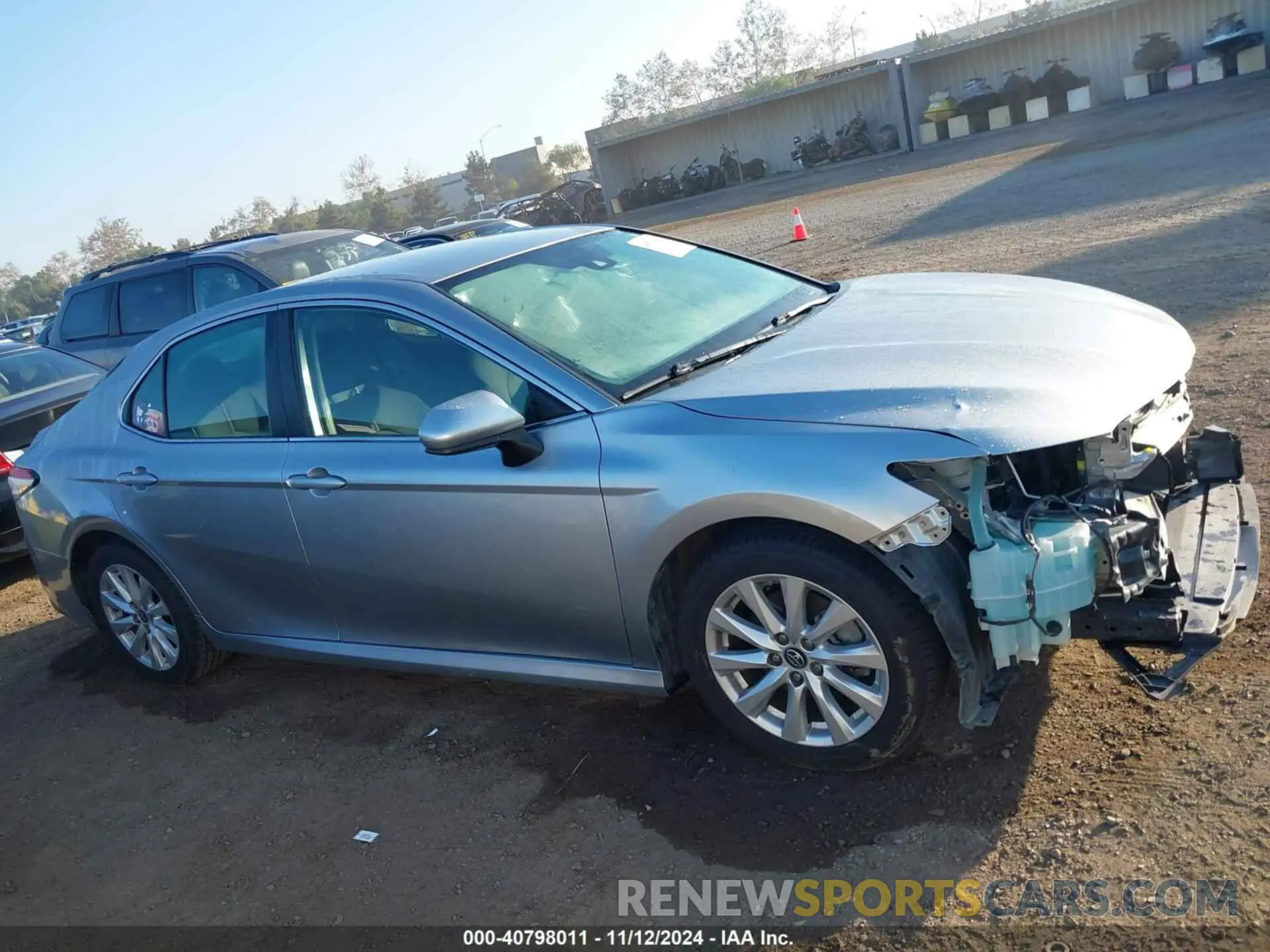 14 Photograph of a damaged car 4T1B11HKXKU696763 TOYOTA CAMRY 2019