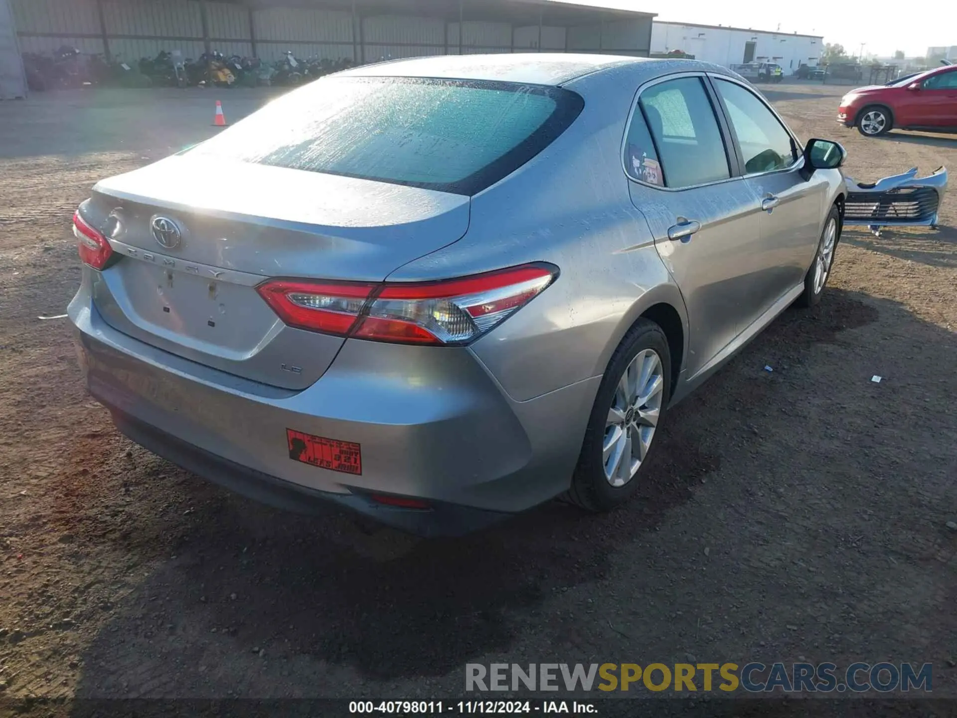 4 Photograph of a damaged car 4T1B11HKXKU696763 TOYOTA CAMRY 2019