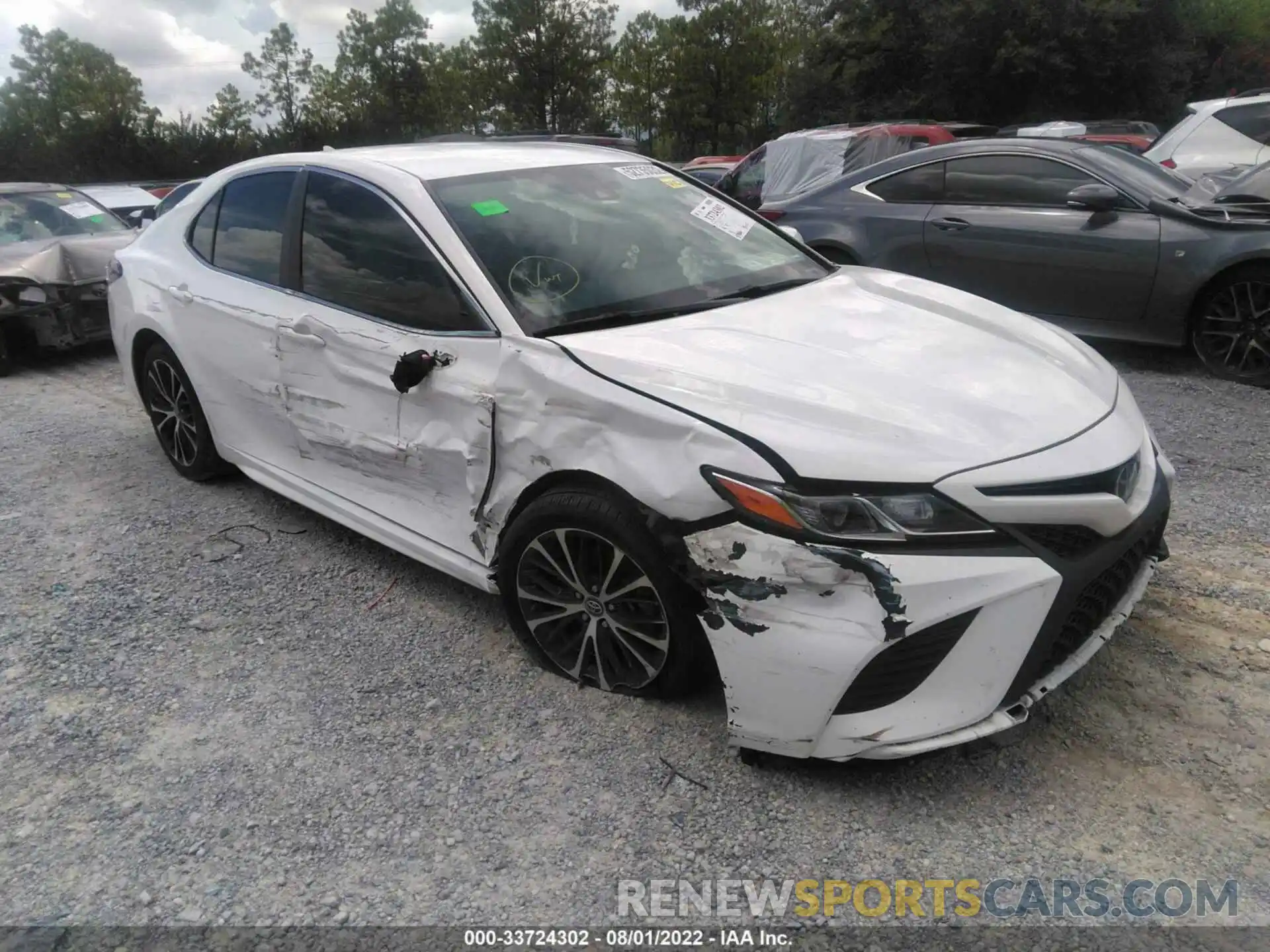 1 Photograph of a damaged car 4T1B11HKXKU701315 TOYOTA CAMRY 2019