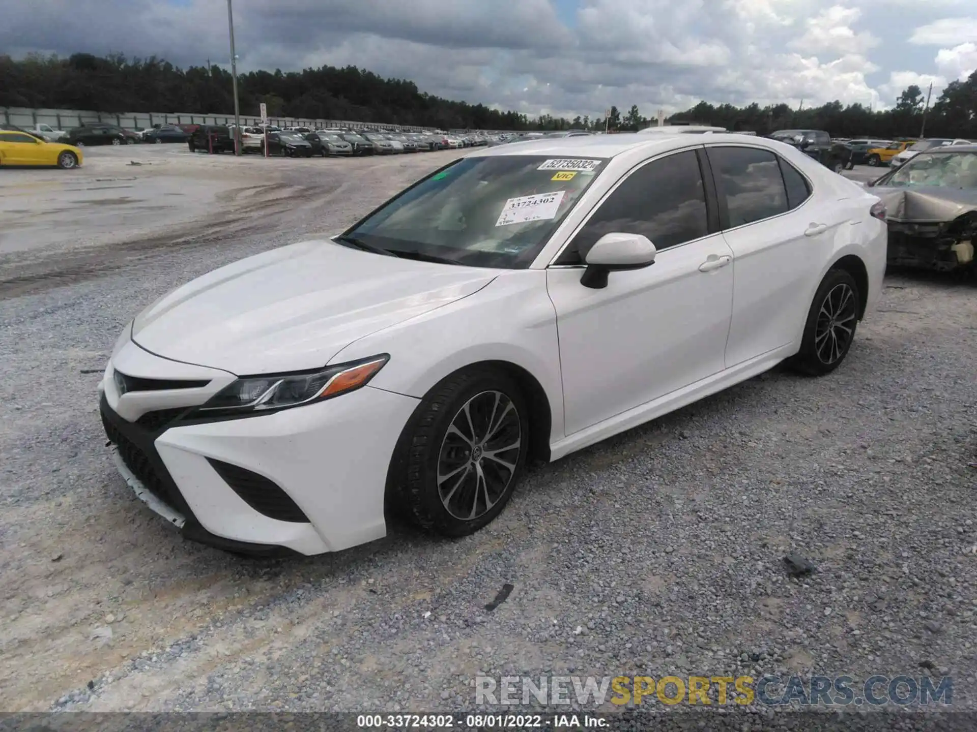 2 Photograph of a damaged car 4T1B11HKXKU701315 TOYOTA CAMRY 2019