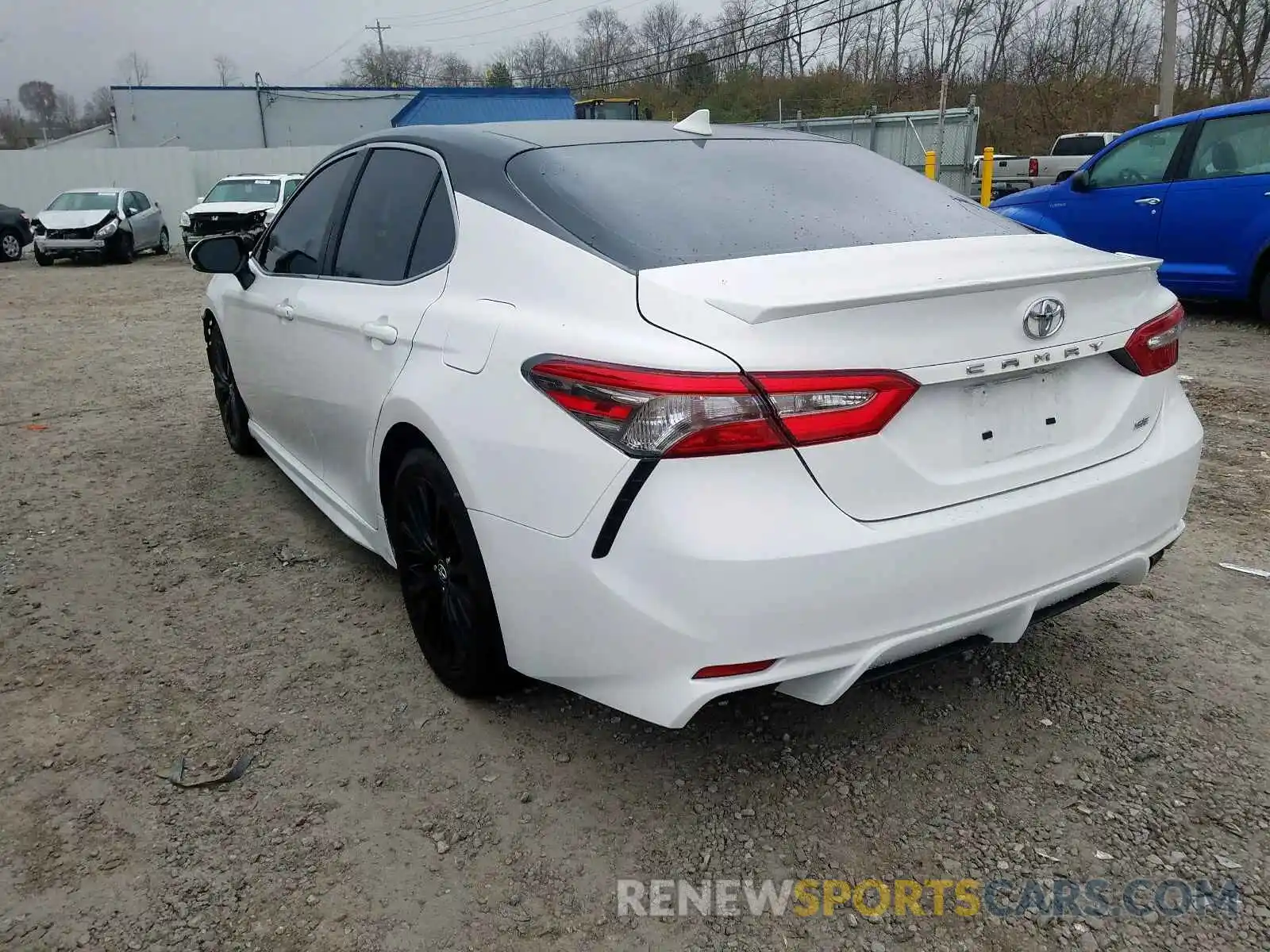 3 Photograph of a damaged car 4T1B11HKXKU703601 TOYOTA CAMRY 2019