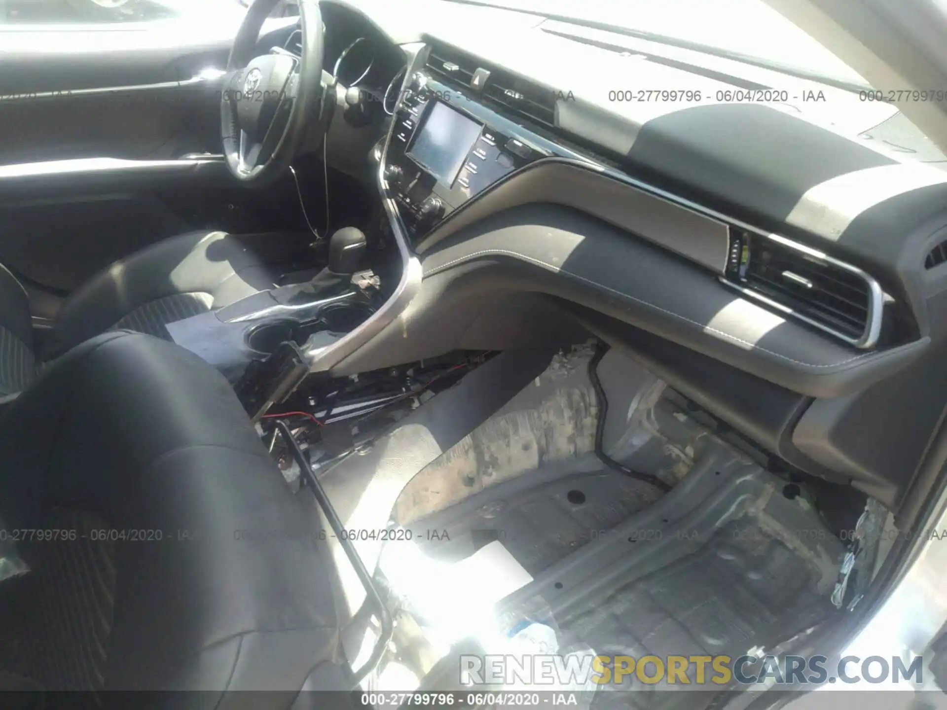 5 Photograph of a damaged car 4T1B11HKXKU705008 TOYOTA CAMRY 2019