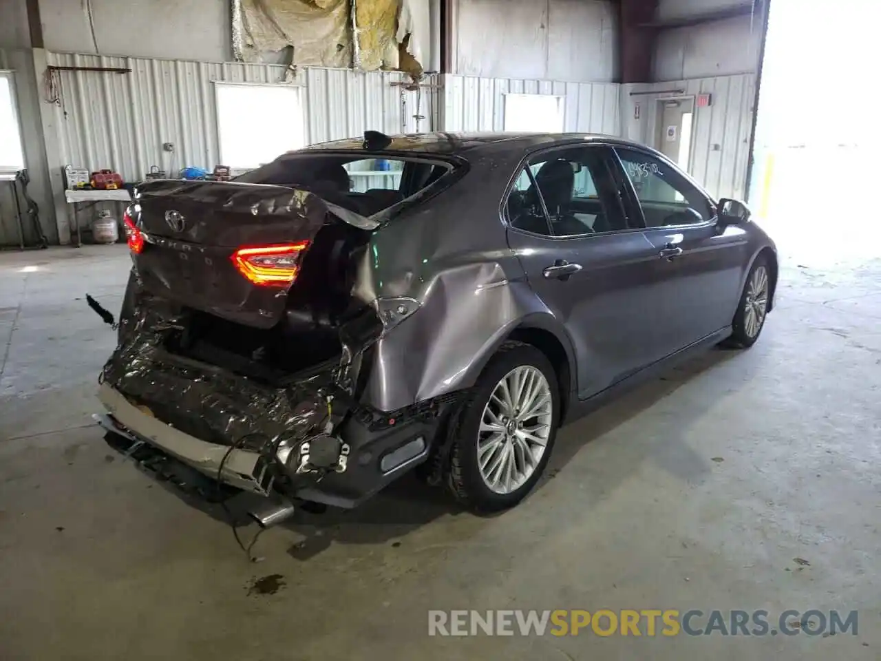 4 Photograph of a damaged car 4T1B11HKXKU705218 TOYOTA CAMRY 2019