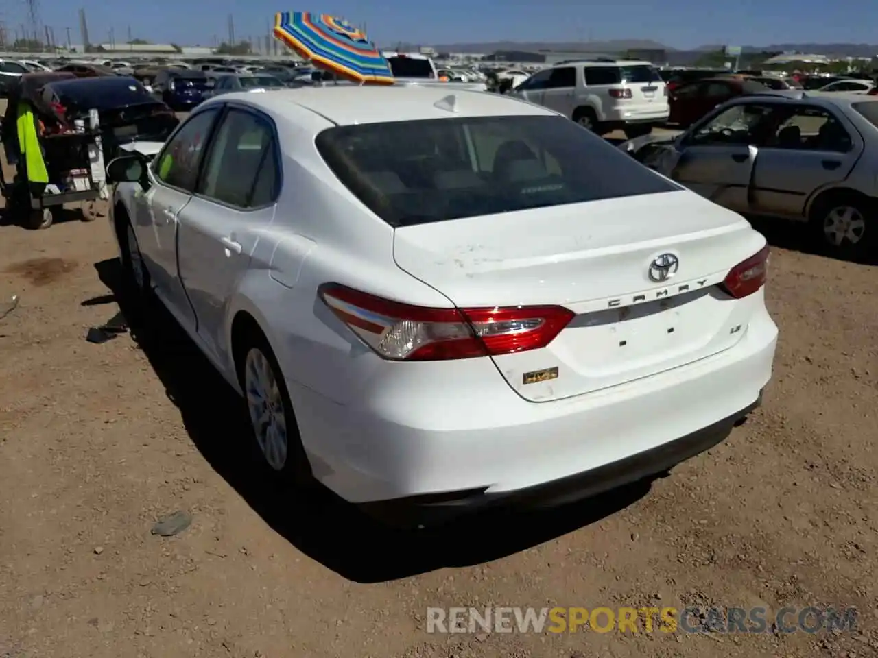 3 Photograph of a damaged car 4T1B11HKXKU707809 TOYOTA CAMRY 2019