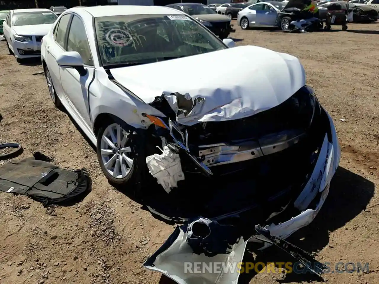 9 Photograph of a damaged car 4T1B11HKXKU707809 TOYOTA CAMRY 2019