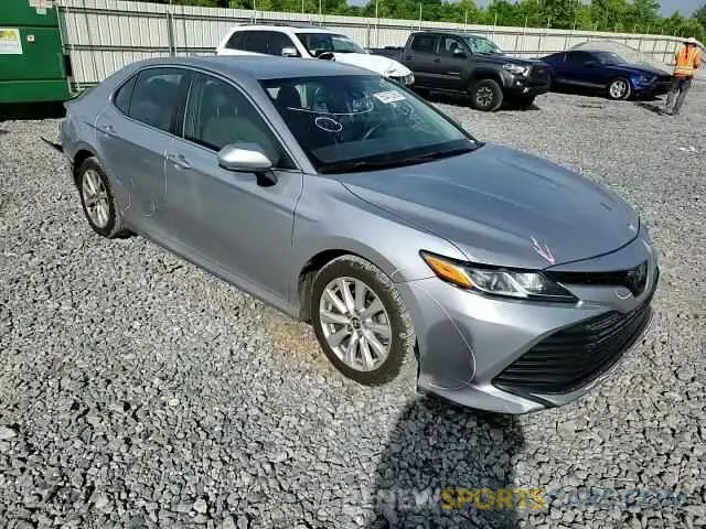 13 Photograph of a damaged car 4T1B11HKXKU708037 TOYOTA CAMRY 2019