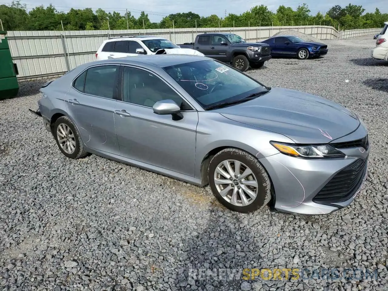 4 Photograph of a damaged car 4T1B11HKXKU708037 TOYOTA CAMRY 2019