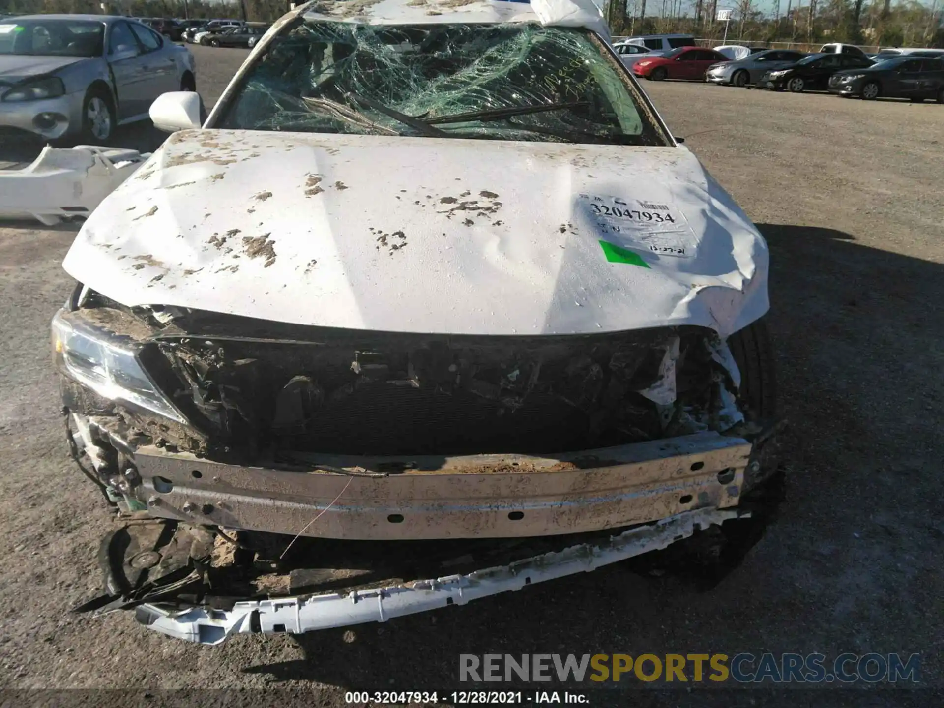 6 Photograph of a damaged car 4T1B11HKXKU710113 TOYOTA CAMRY 2019