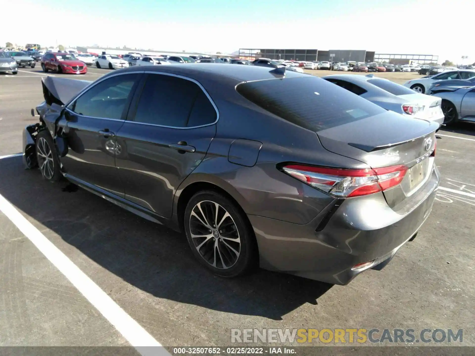 3 Photograph of a damaged car 4T1B11HKXKU711780 TOYOTA CAMRY 2019