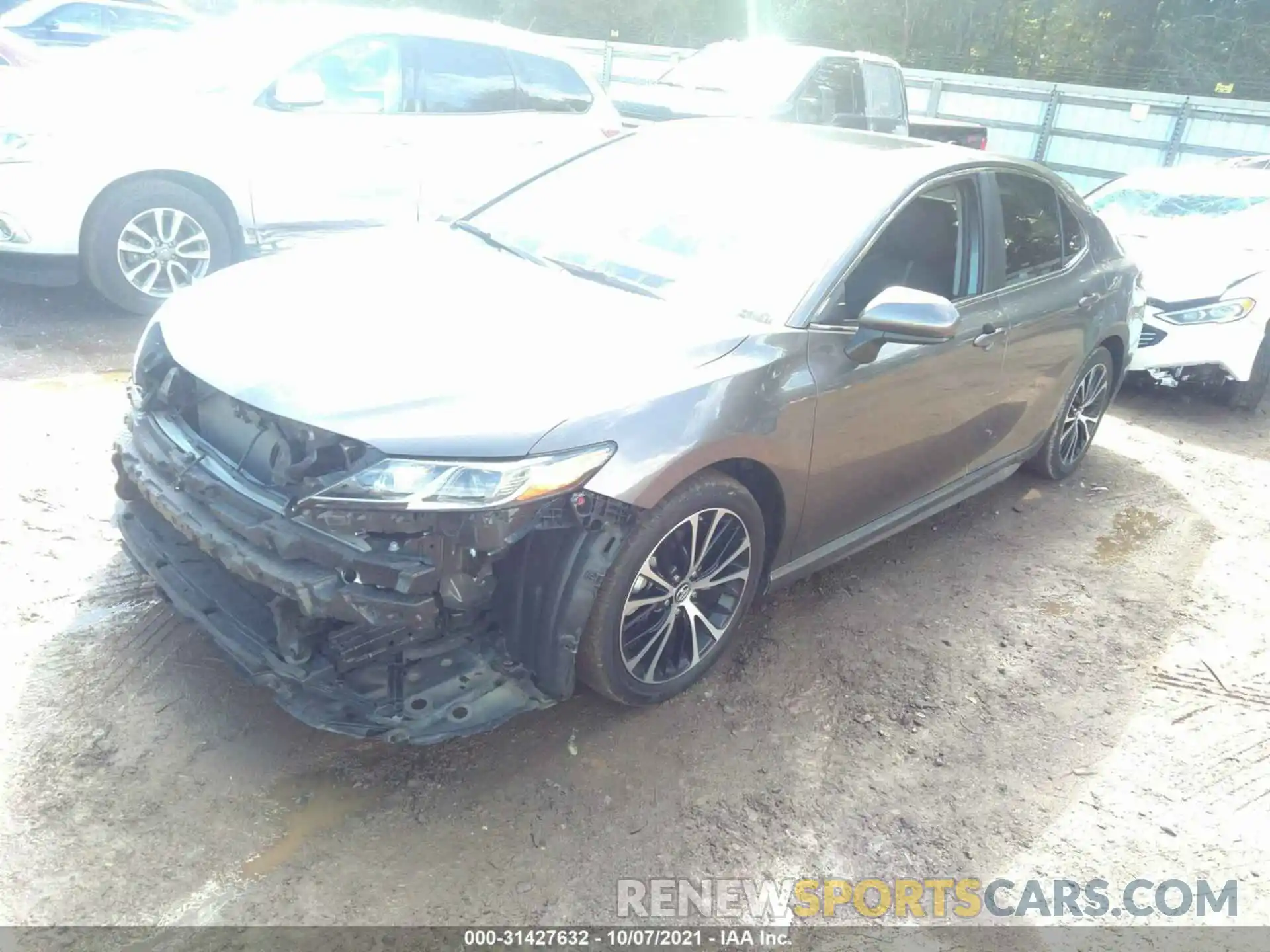 2 Photograph of a damaged car 4T1B11HKXKU715120 TOYOTA CAMRY 2019