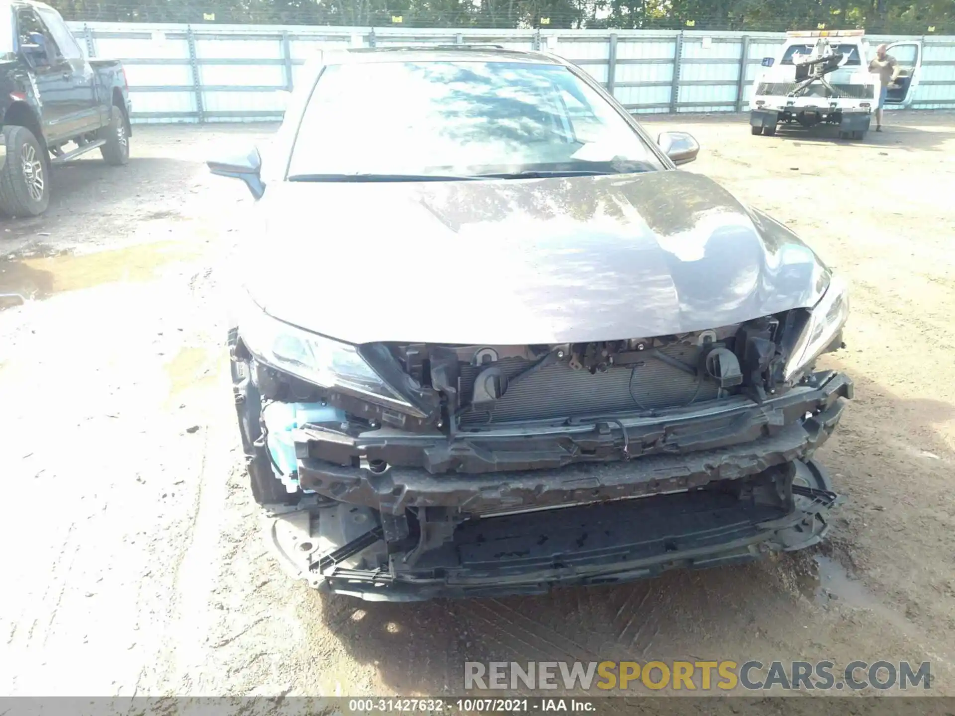 6 Photograph of a damaged car 4T1B11HKXKU715120 TOYOTA CAMRY 2019