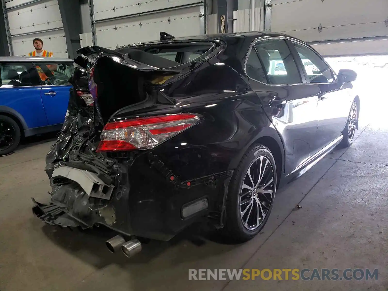 4 Photograph of a damaged car 4T1B11HKXKU715750 TOYOTA CAMRY 2019