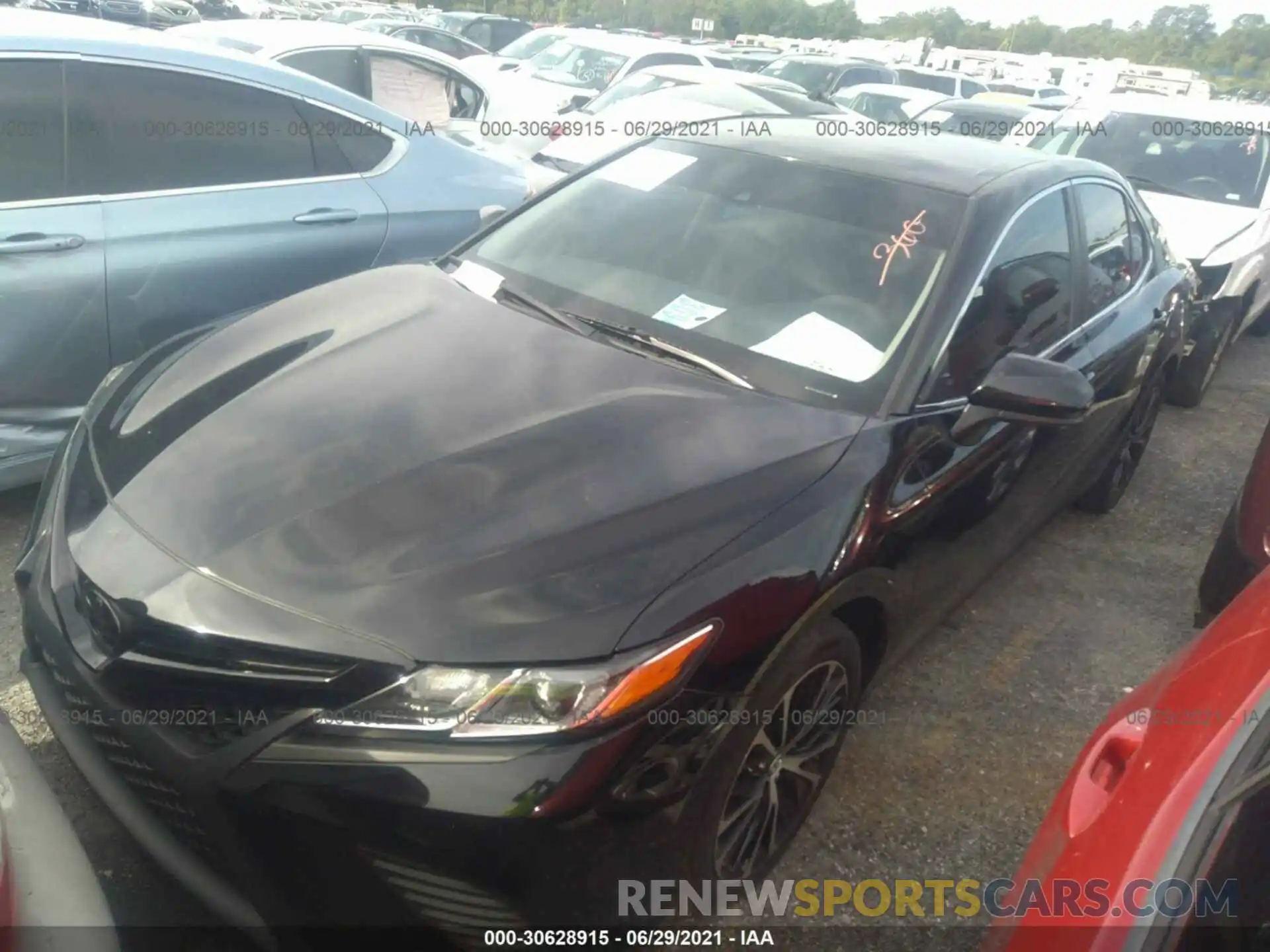 2 Photograph of a damaged car 4T1B11HKXKU718342 TOYOTA CAMRY 2019