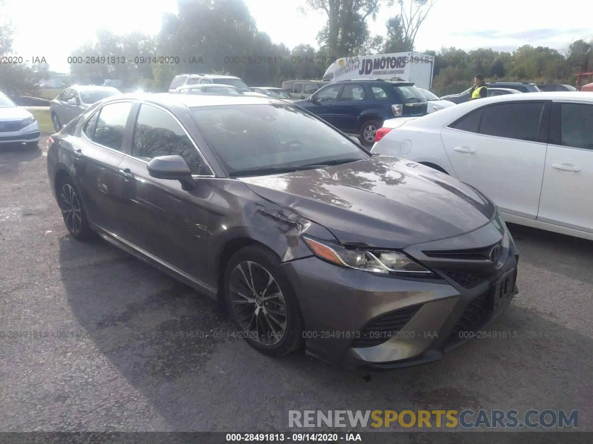 1 Photograph of a damaged car 4T1B11HKXKU722679 TOYOTA CAMRY 2019