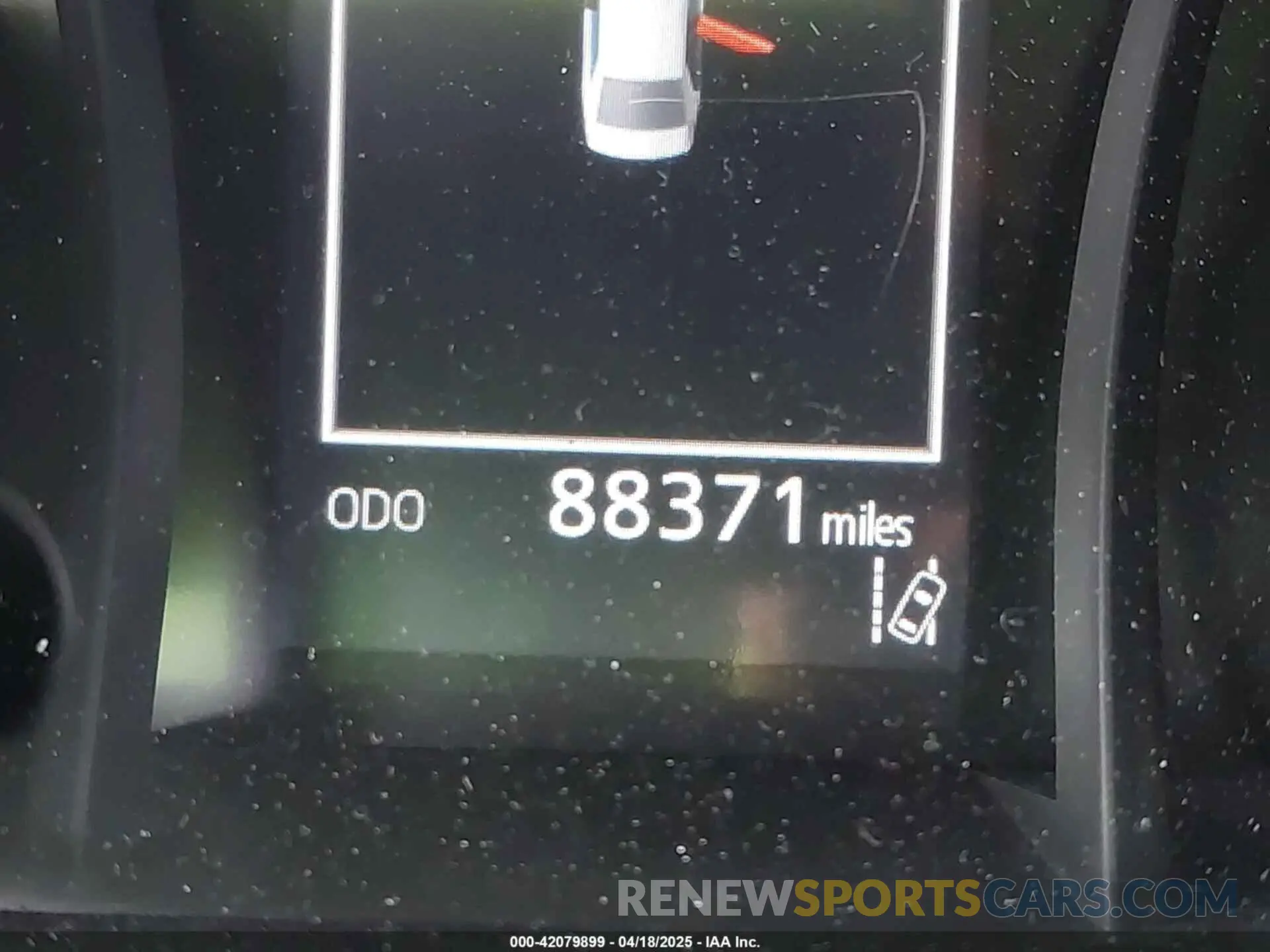 15 Photograph of a damaged car 4T1B11HKXKU723766 TOYOTA CAMRY 2019