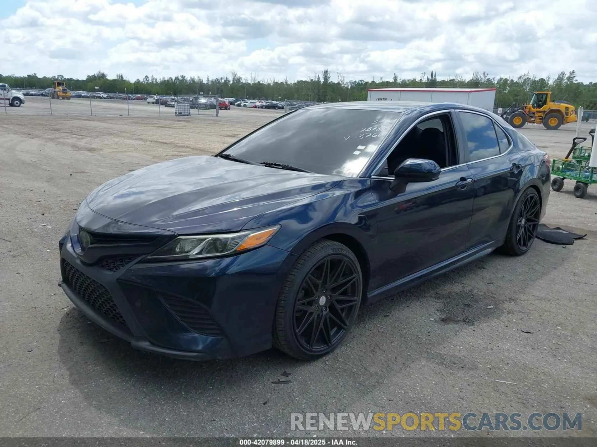 2 Photograph of a damaged car 4T1B11HKXKU723766 TOYOTA CAMRY 2019