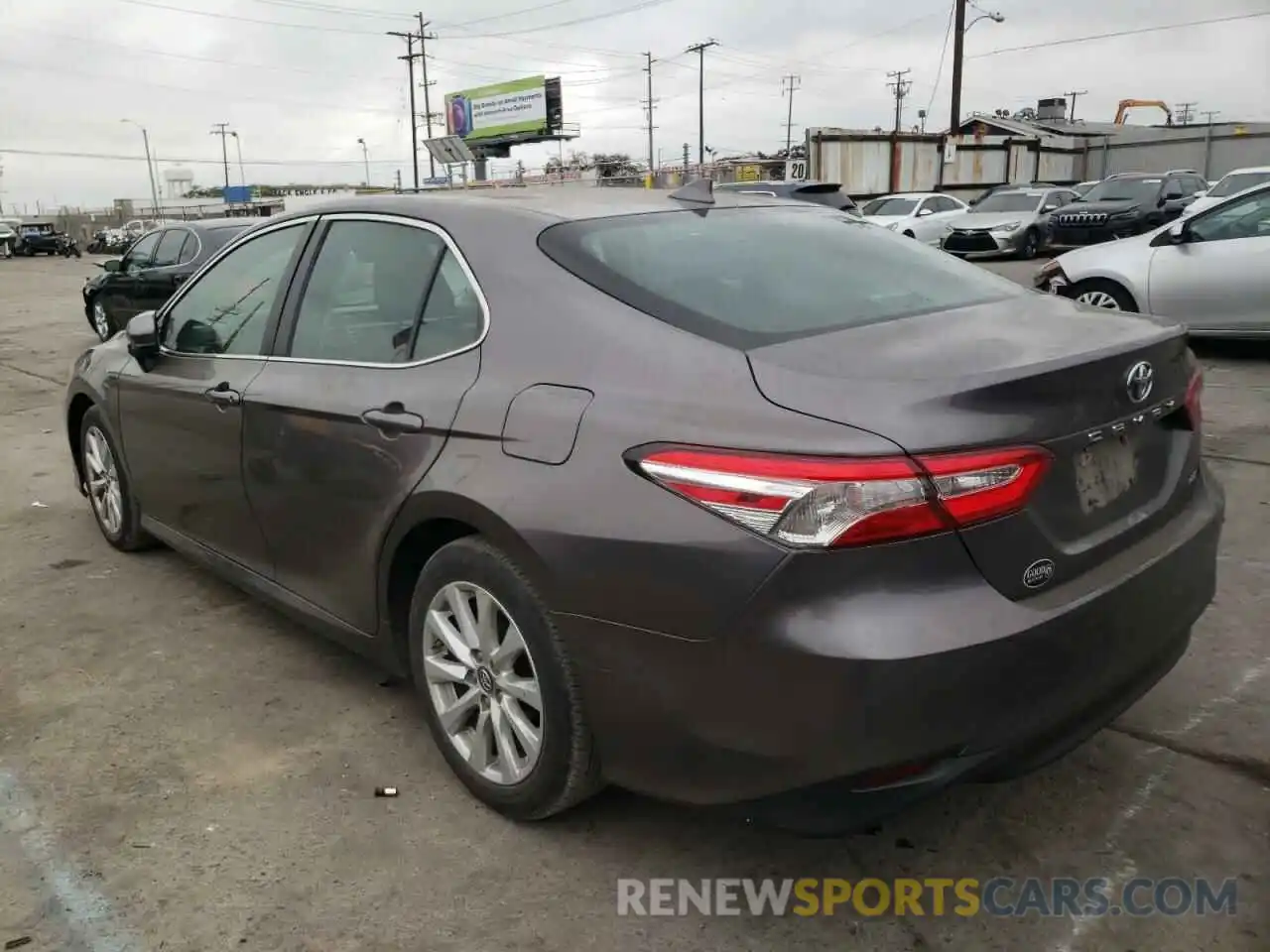 2 Photograph of a damaged car 4T1B11HKXKU727137 TOYOTA CAMRY 2019