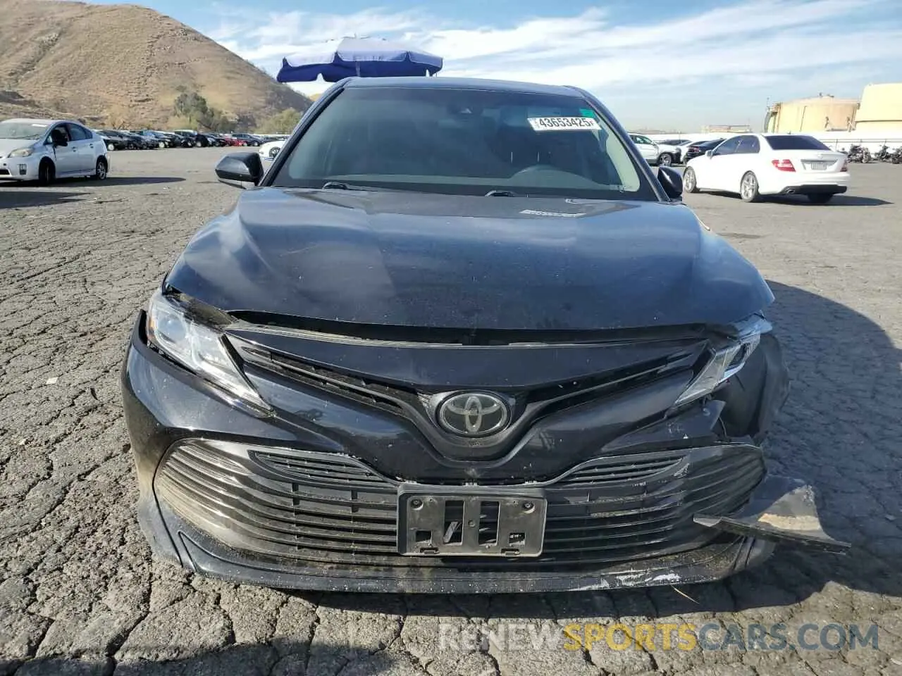 5 Photograph of a damaged car 4T1B11HKXKU727333 TOYOTA CAMRY 2019
