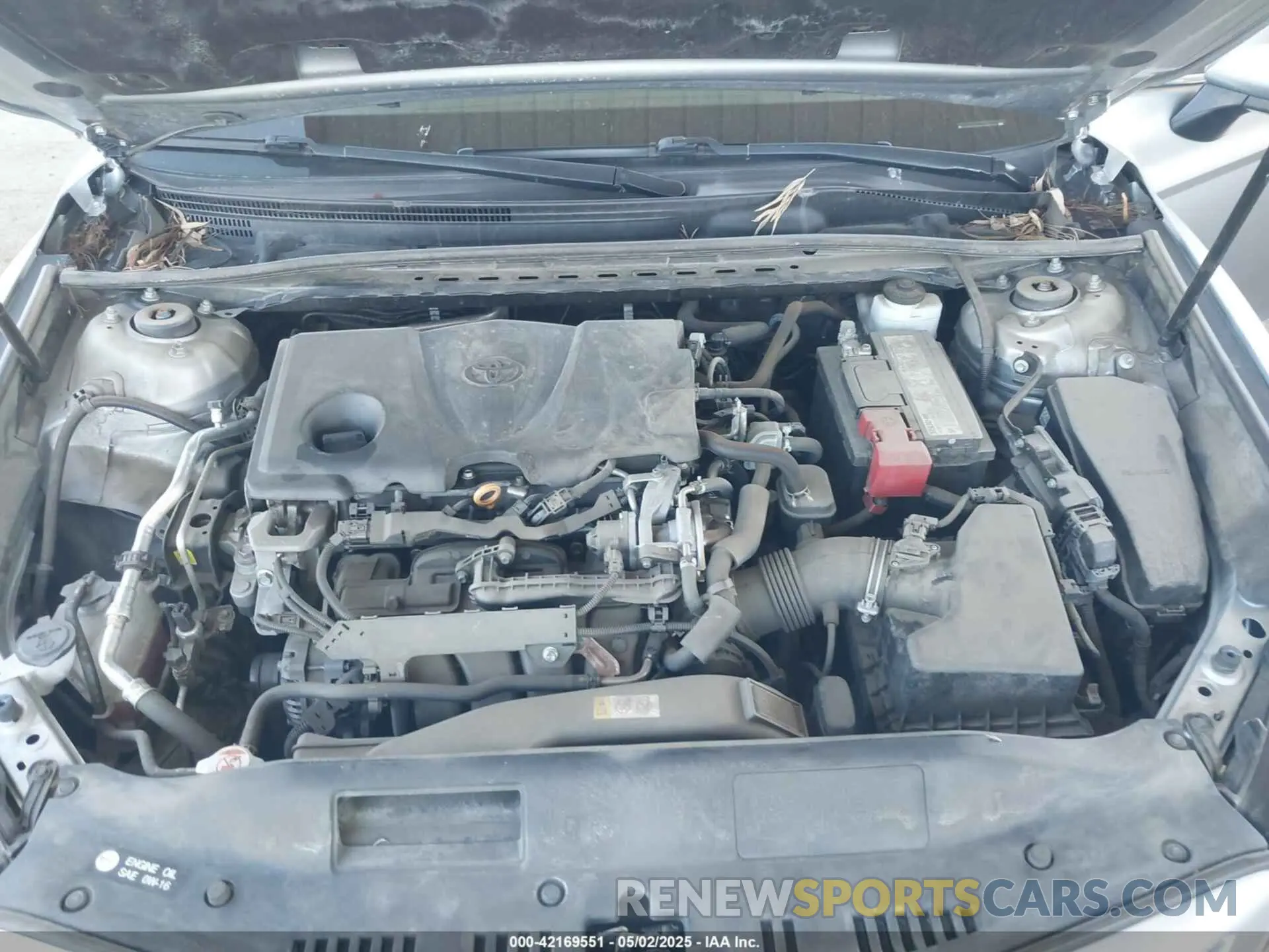 10 Photograph of a damaged car 4T1B11HKXKU727705 TOYOTA CAMRY 2019