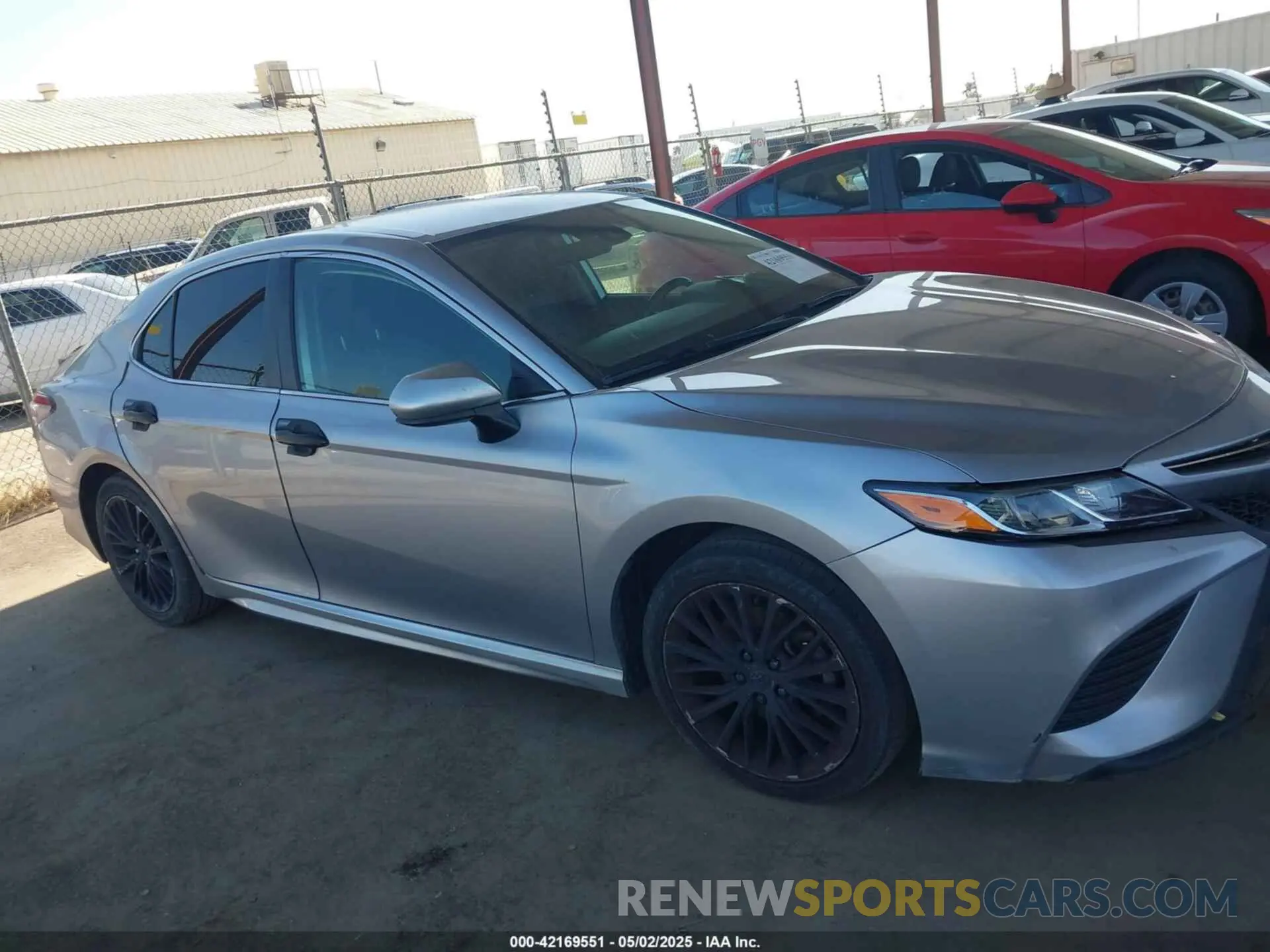 13 Photograph of a damaged car 4T1B11HKXKU727705 TOYOTA CAMRY 2019