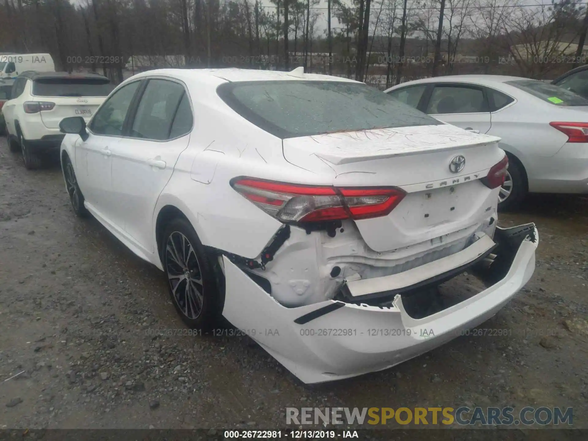 3 Photograph of a damaged car 4T1B11HKXKU730393 TOYOTA CAMRY 2019