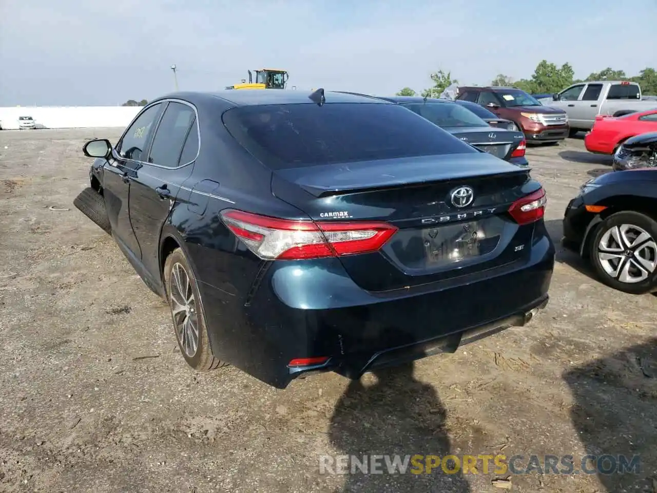 3 Photograph of a damaged car 4T1B11HKXKU730975 TOYOTA CAMRY 2019