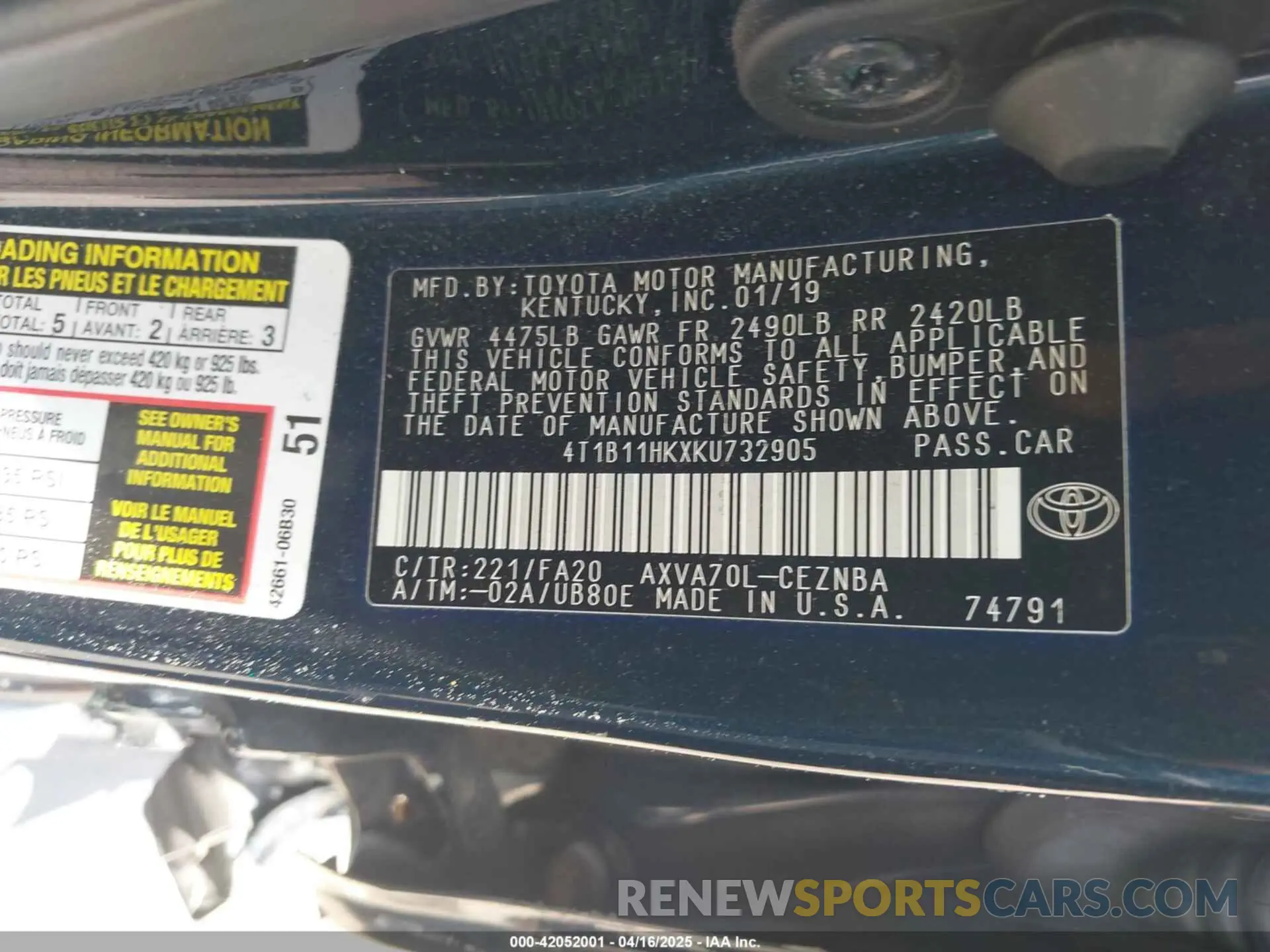 9 Photograph of a damaged car 4T1B11HKXKU732905 TOYOTA CAMRY 2019