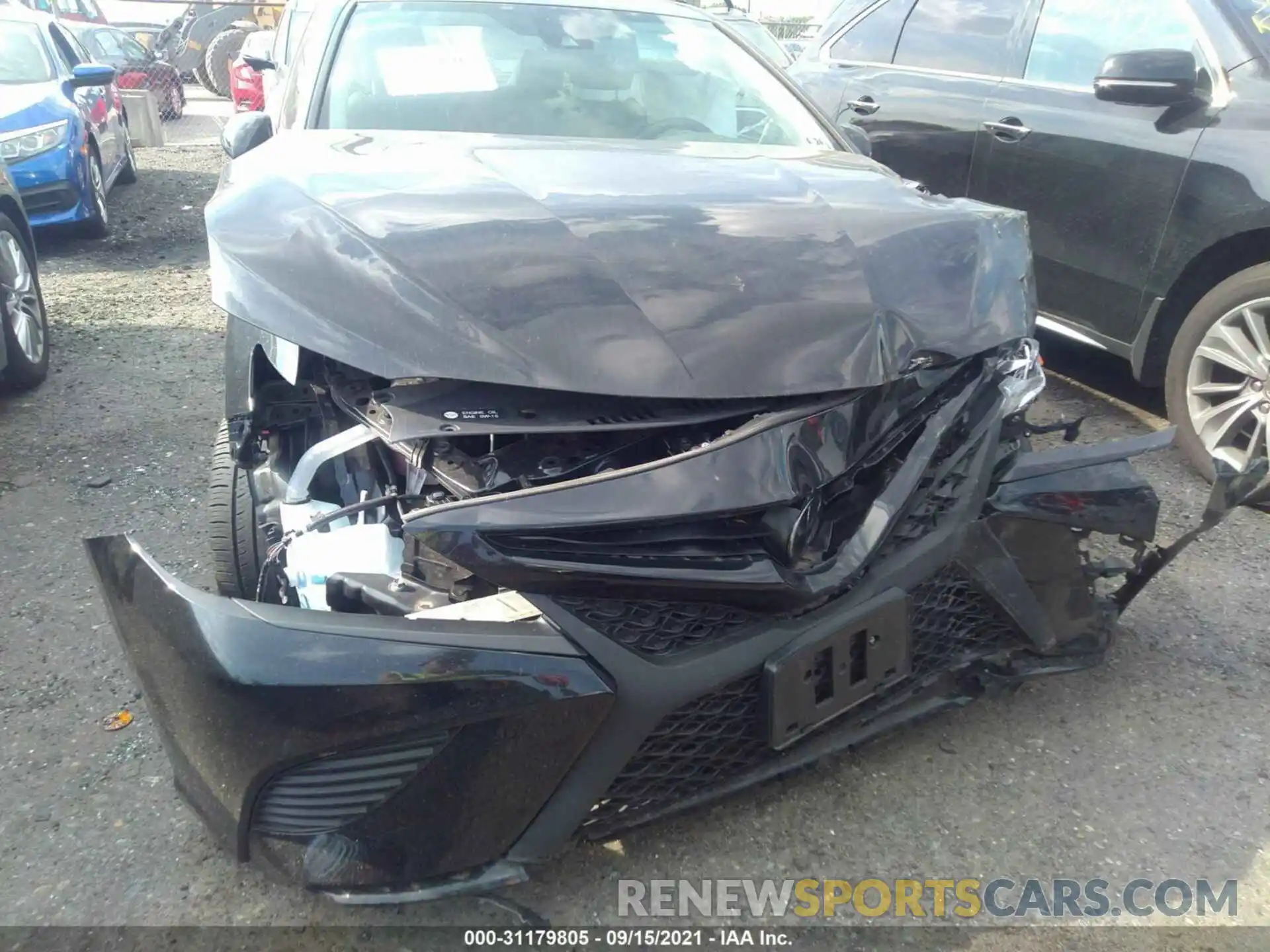 6 Photograph of a damaged car 4T1B11HKXKU732998 TOYOTA CAMRY 2019