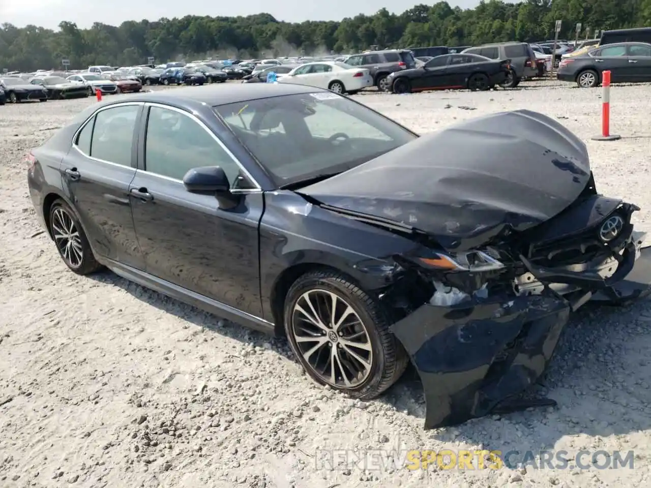 1 Photograph of a damaged car 4T1B11HKXKU733245 TOYOTA CAMRY 2019