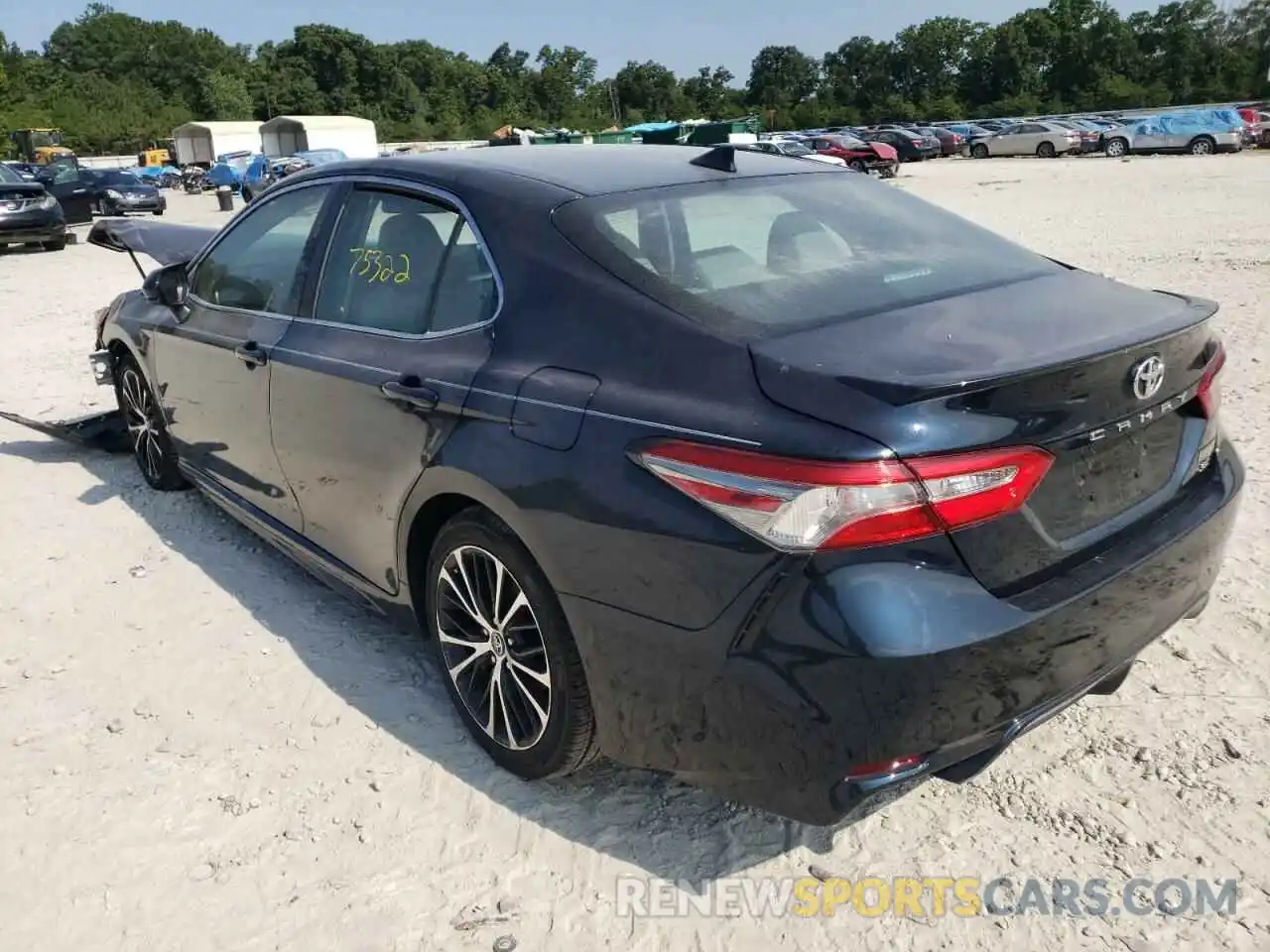 3 Photograph of a damaged car 4T1B11HKXKU733245 TOYOTA CAMRY 2019