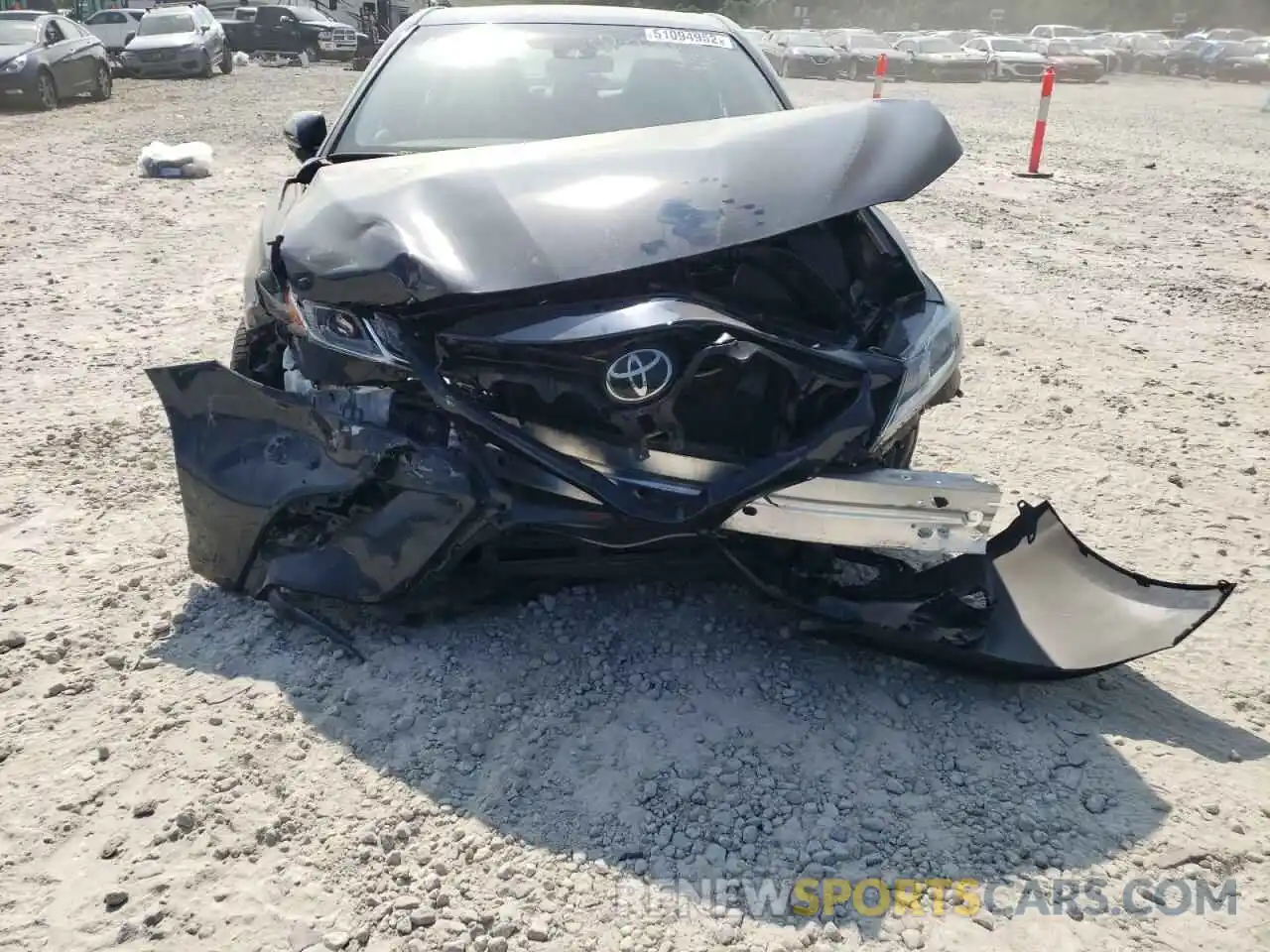 9 Photograph of a damaged car 4T1B11HKXKU733245 TOYOTA CAMRY 2019