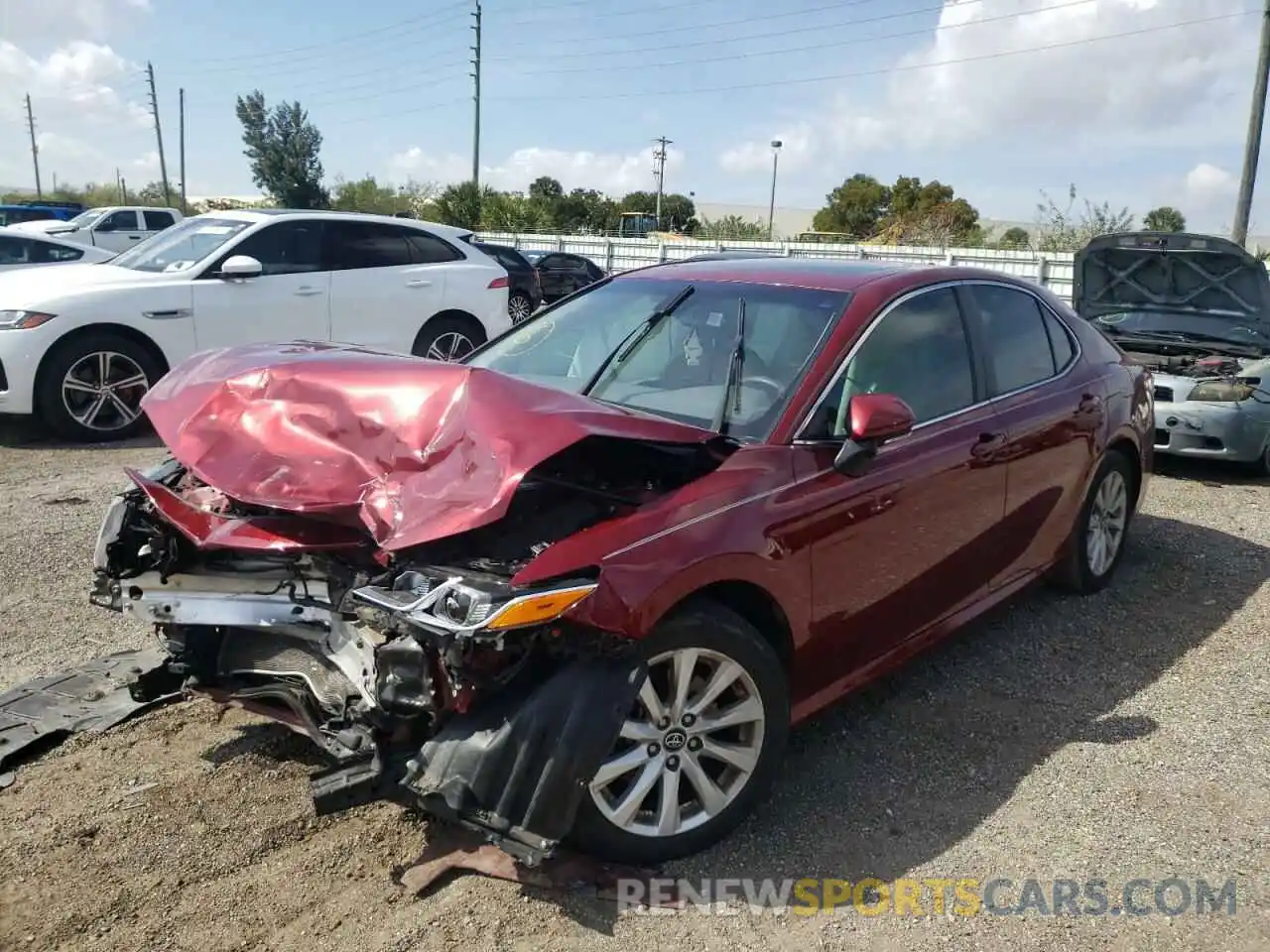 2 Photograph of a damaged car 4T1B11HKXKU739403 TOYOTA CAMRY 2019