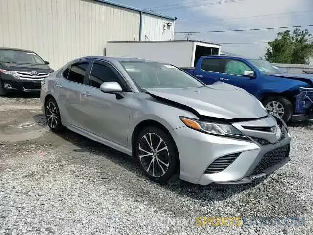 13 Photograph of a damaged car 4T1B11HKXKU741409 TOYOTA CAMRY 2019
