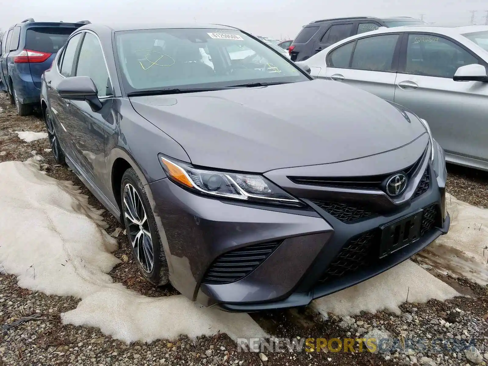 1 Photograph of a damaged car 4T1B11HKXKU749414 TOYOTA CAMRY 2019