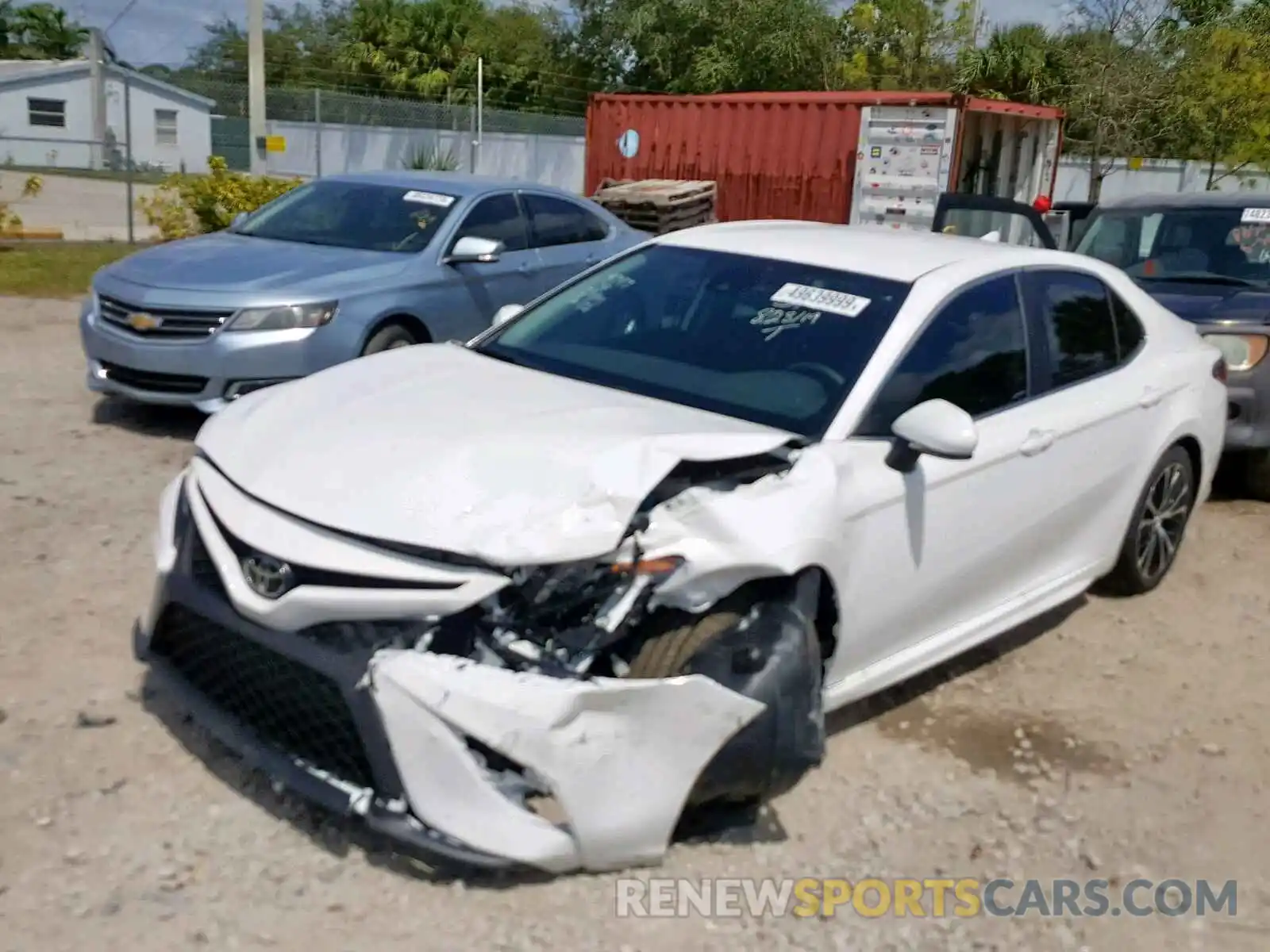 2 Photograph of a damaged car 4T1B11HKXKU750160 TOYOTA CAMRY 2019