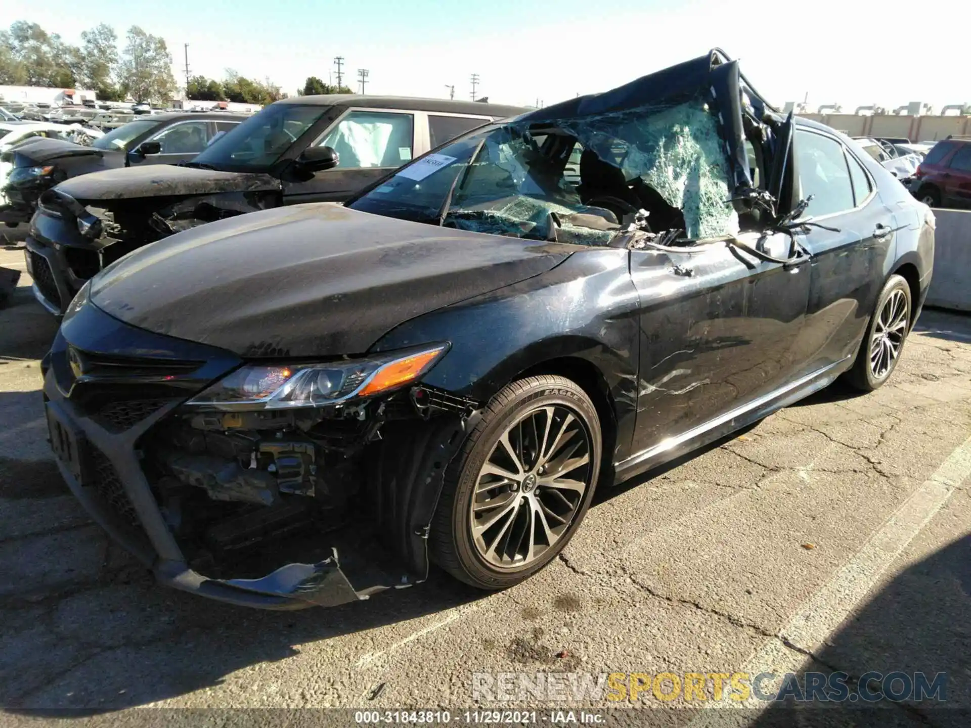 2 Photograph of a damaged car 4T1B11HKXKU751048 TOYOTA CAMRY 2019