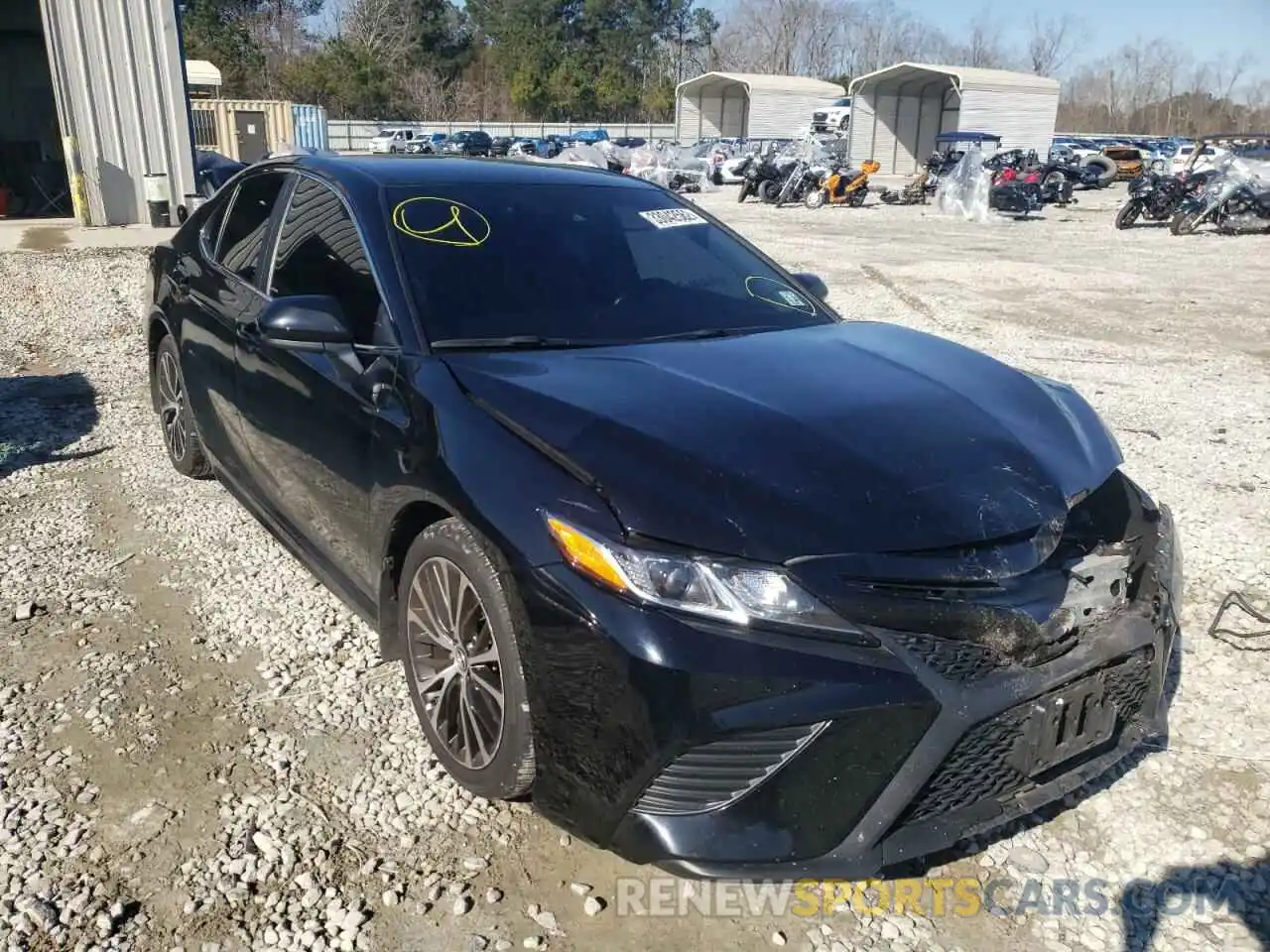 1 Photograph of a damaged car 4T1B11HKXKU751907 TOYOTA CAMRY 2019