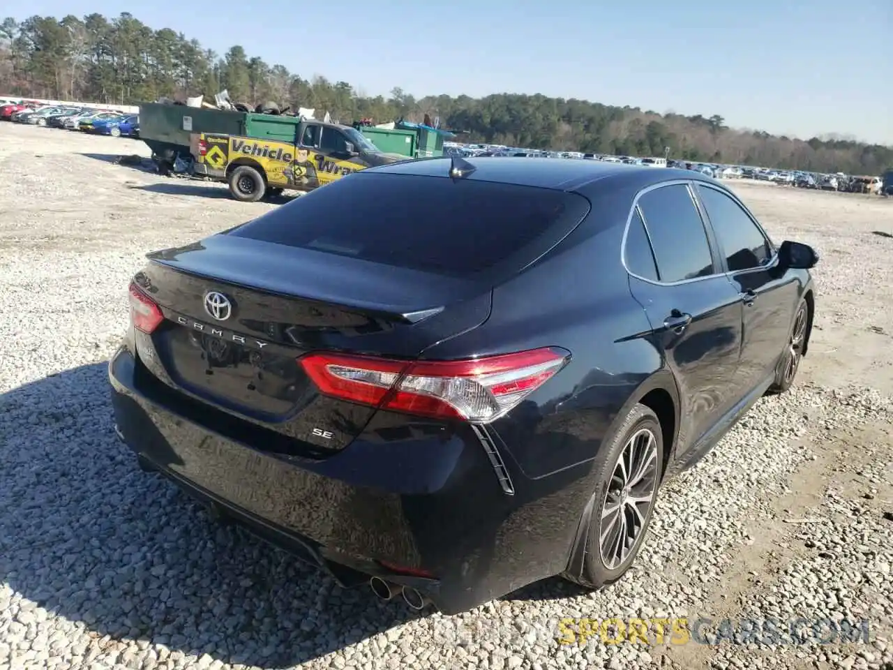 4 Photograph of a damaged car 4T1B11HKXKU751907 TOYOTA CAMRY 2019