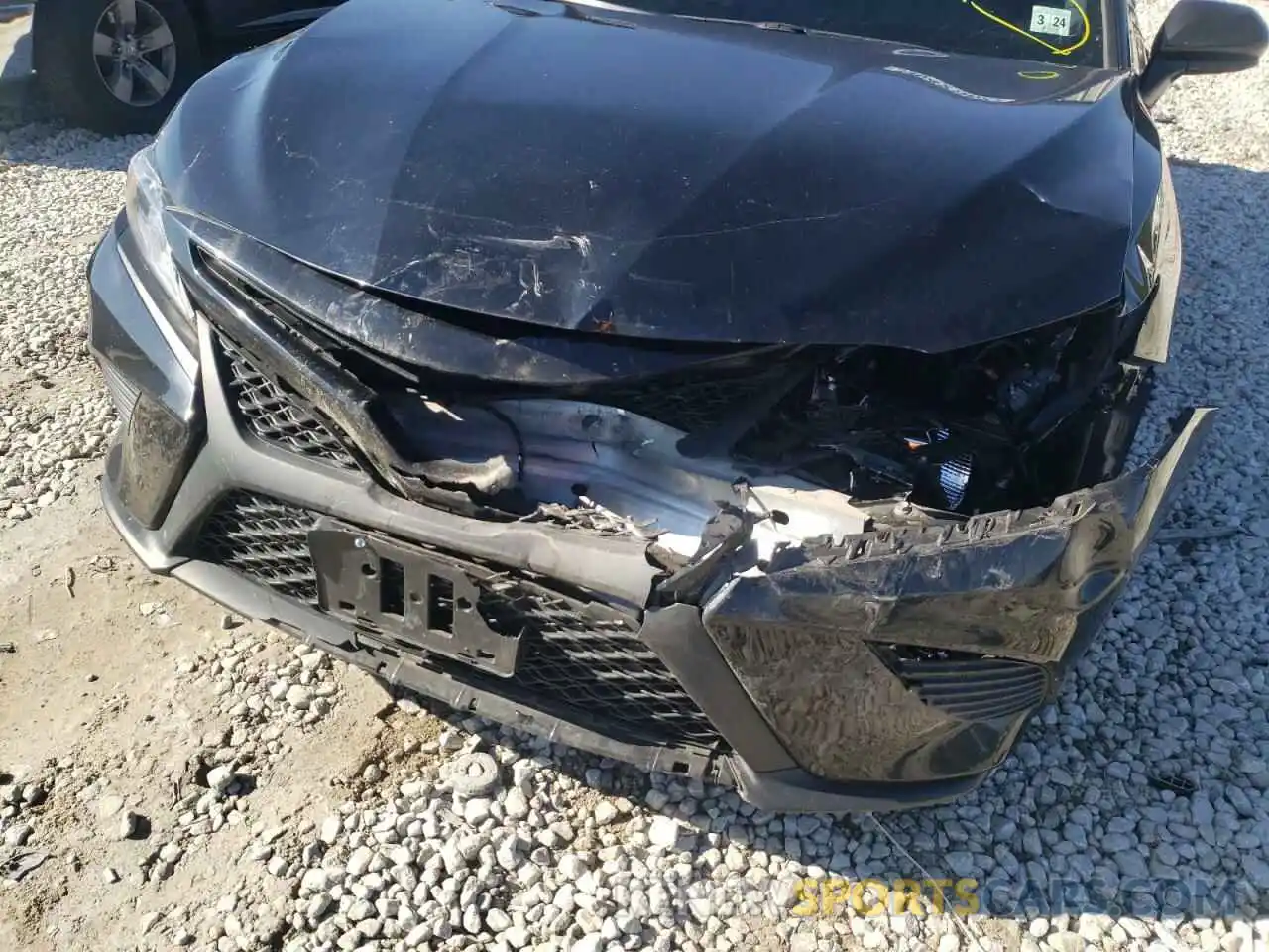 9 Photograph of a damaged car 4T1B11HKXKU751907 TOYOTA CAMRY 2019