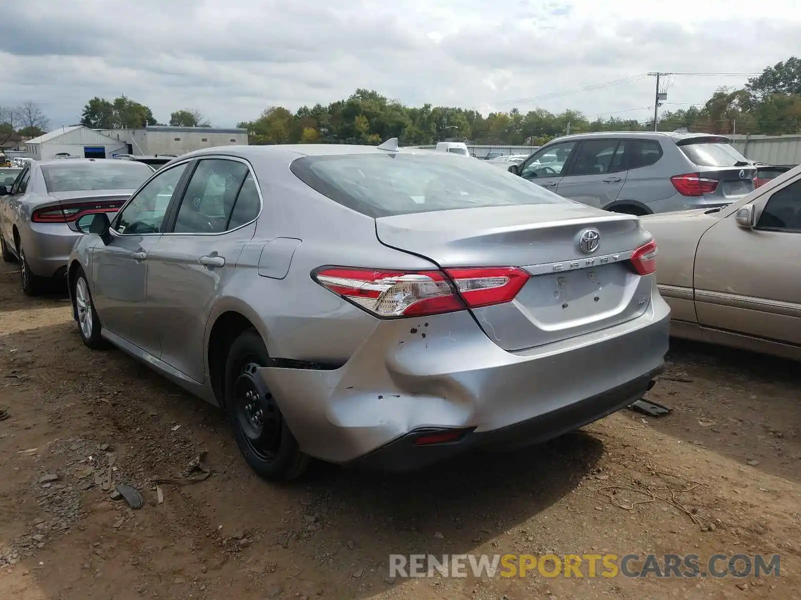 3 Photograph of a damaged car 4T1B11HKXKU754161 TOYOTA CAMRY 2019