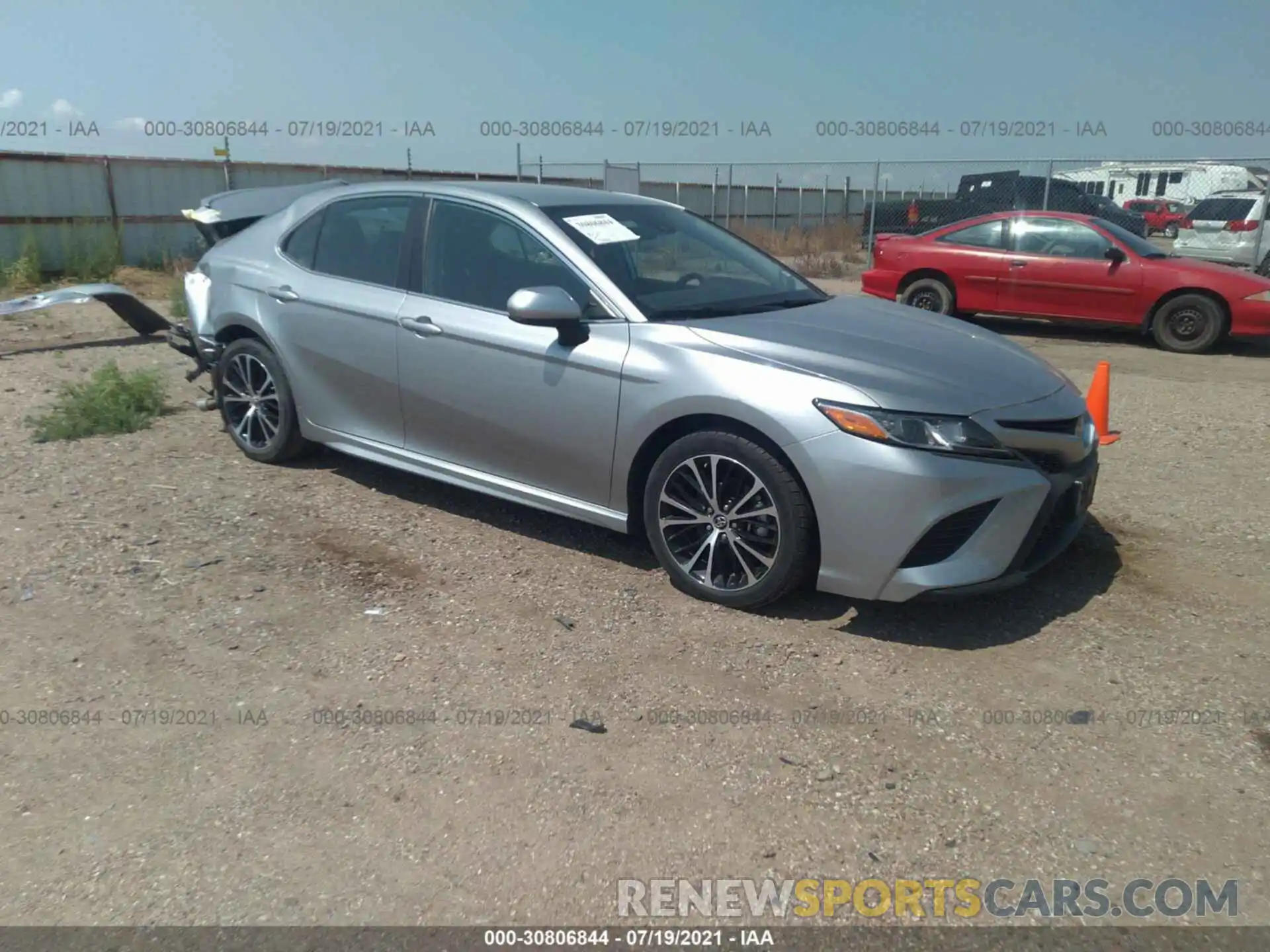 1 Photograph of a damaged car 4T1B11HKXKU754435 TOYOTA CAMRY 2019