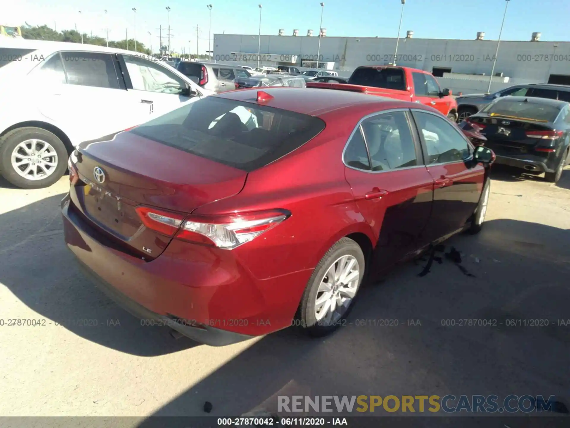 4 Photograph of a damaged car 4T1B11HKXKU755293 TOYOTA CAMRY 2019